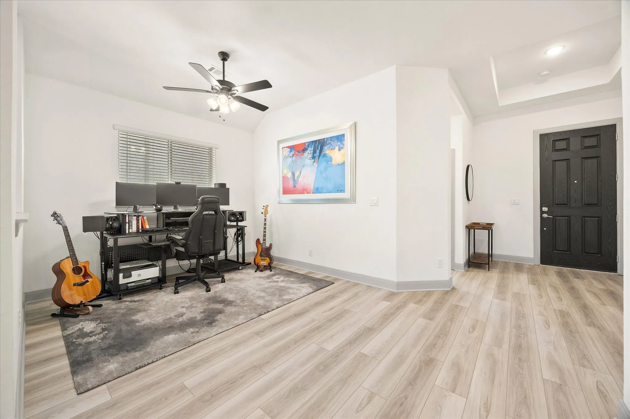Dining area double for home office
