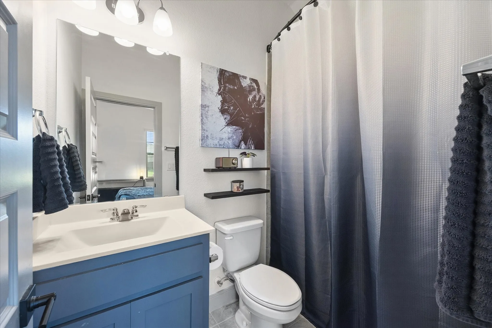 Guest full bath