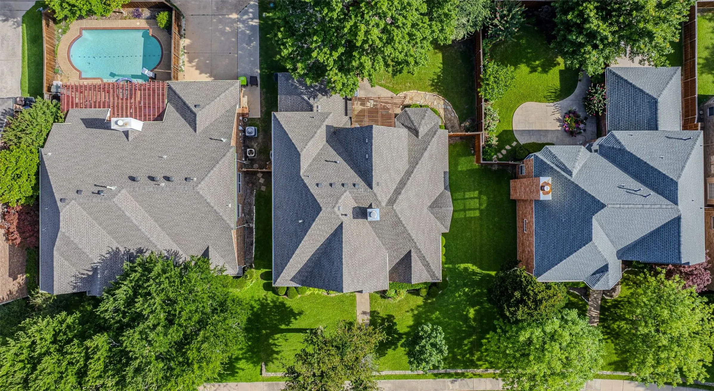Single Family Residence For Sale in Collin County , 3708 Stockport Drive, Plano, Texas 75025, 4 Bedroom, 4 Bathroom, 2 Garage spaces, 3,010 Sqft, built in 1994, mls#21301667, Real Estate Agent in Plano, Homes For Sale in Collin county, Homes For Sale in Plano, Realtor in Plano Texas, Real Estate Brokerage Independent Realty Texas, Luminita Cordes Realtor