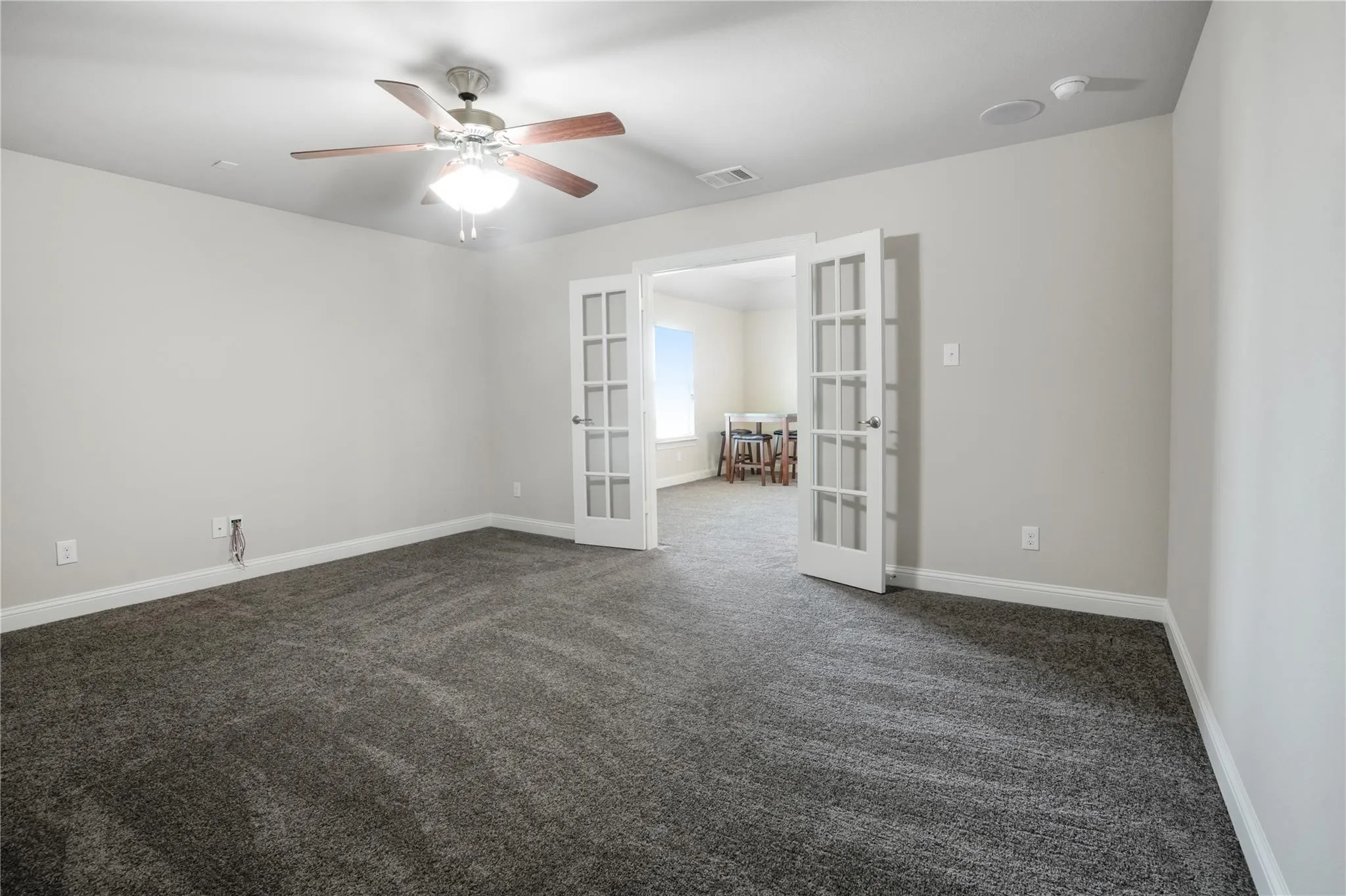 Single Family Residence For Sale in Kaufman County , 276 Goliad Trail, Forney, Texas 75126, 4 Bedroom, 3 Bathroom, 3 Garage spaces, 3,374 Sqft, built in 2017, mls#21303313, Real Estate Agent in Forney, Homes For Sale in Kaufman county, Homes For Sale in Forney, Realtor in Forney Texas, Real Estate Brokerage Independent Realty Texas, Luminita Cordes Realtor