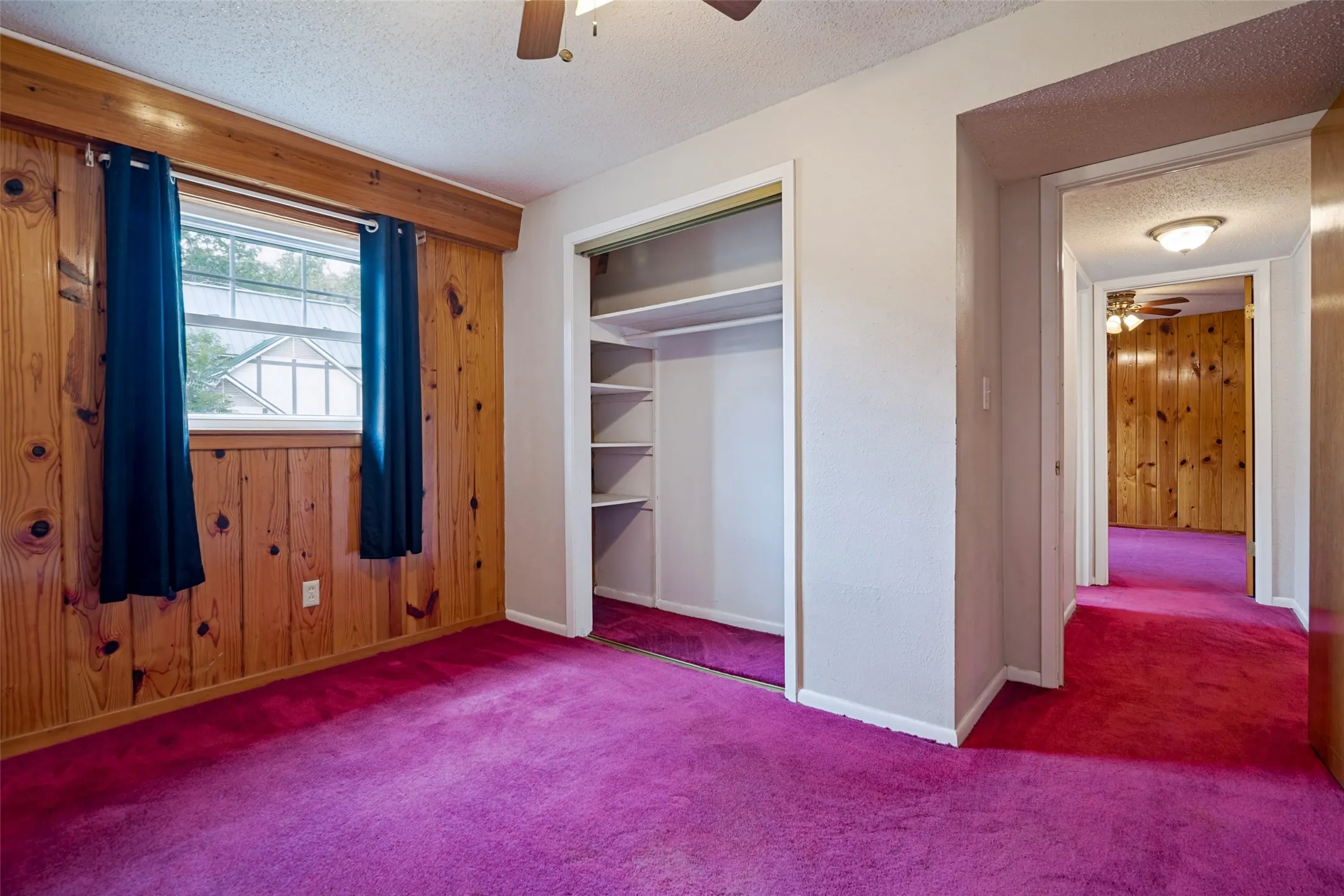 Single Family Residence For Sale in Red River (TX) County , 401 N Main Street, Bogata, Texas 75417, 3 Bedroom, 3 Bathroom, 2 Garage spaces, 2,288 Sqft, built in 1952, mls#21301367, Real Estate Agent in Bogata, Homes For Sale in Red River (TX) county, Homes For Sale in Bogata, Realtor in Bogata Texas, Real Estate Brokerage Independent Realty Texas, Luminita Cordes Realtor