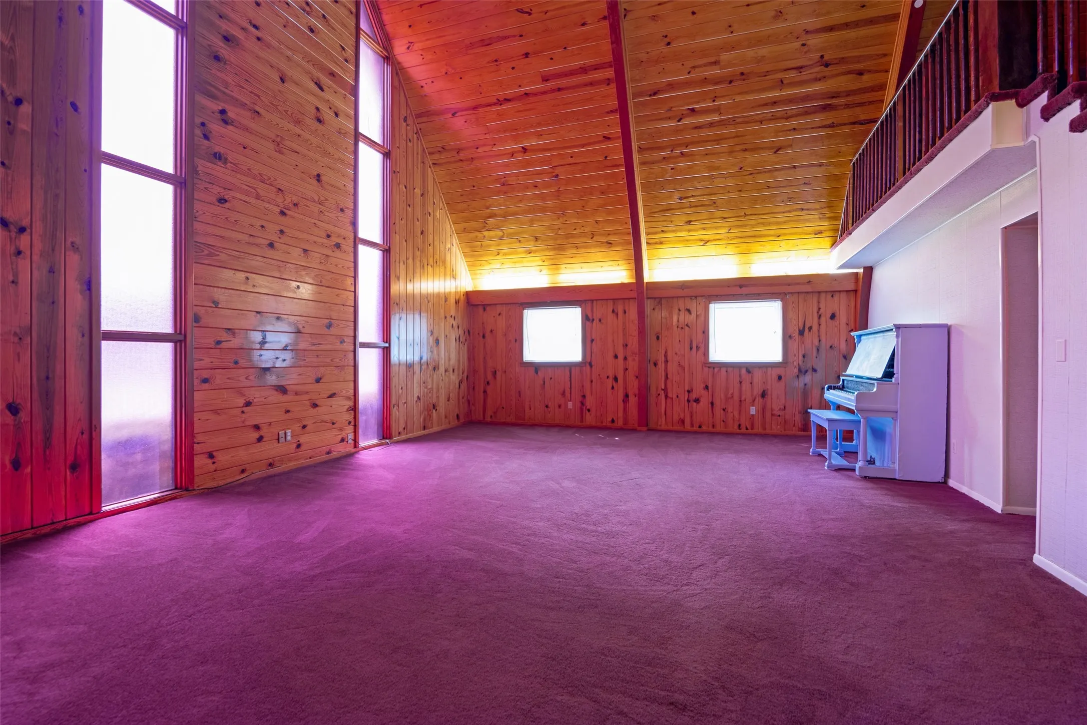 Single Family Residence For Sale in Red River (TX) County , 401 N Main Street, Bogata, Texas 75417, 3 Bedroom, 3 Bathroom, 2 Garage spaces, 2,288 Sqft, built in 1952, mls#21301367, Real Estate Agent in Bogata, Homes For Sale in Red River (TX) county, Homes For Sale in Bogata, Realtor in Bogata Texas, Real Estate Brokerage Independent Realty Texas, Luminita Cordes Realtor