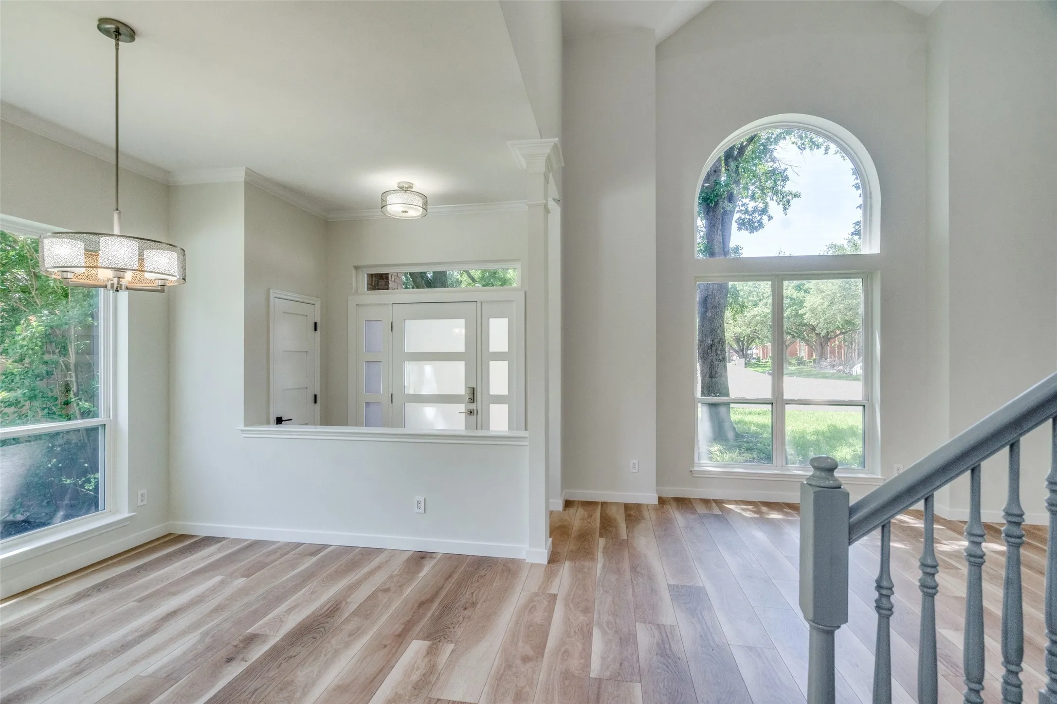 Single Family Residence For Sale in Collin County , 6032 Ainsdale Court, Dallas, Texas 75252, 4 Bedroom, 3 Bathroom, 2 Garage spaces, 2,387 Sqft, built in 1994, mls#21295100, Real Estate Agent in Dallas, Homes For Sale in Collin county, Homes For Sale in Dallas, Realtor in Dallas Texas, Real Estate Brokerage Independent Realty Texas, Luminita Cordes Realtor