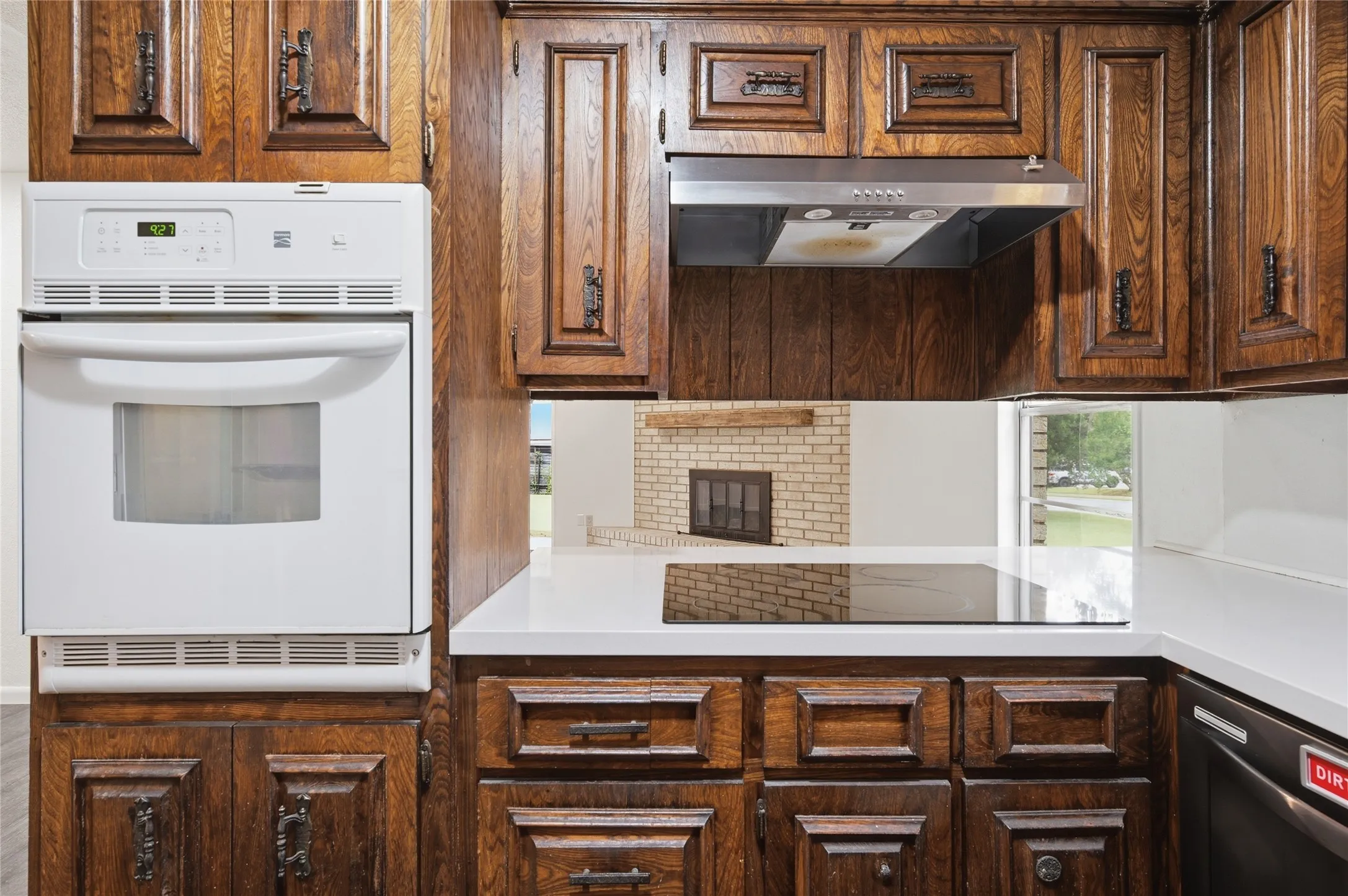 Single Family Residence For Sale in Mc Lennan County , 901 Rambler Drive, Waco, Texas 76710, 3 Bedroom, 2 Bathroom, 2 Garage spaces, 1,629 Sqft, built in 1971, mls#21302123, Real Estate Agent in Waco, Homes For Sale in Mc Lennan county, Homes For Sale in Waco, Realtor in Waco Texas, Real Estate Brokerage Independent Realty Texas, Luminita Cordes Realtor