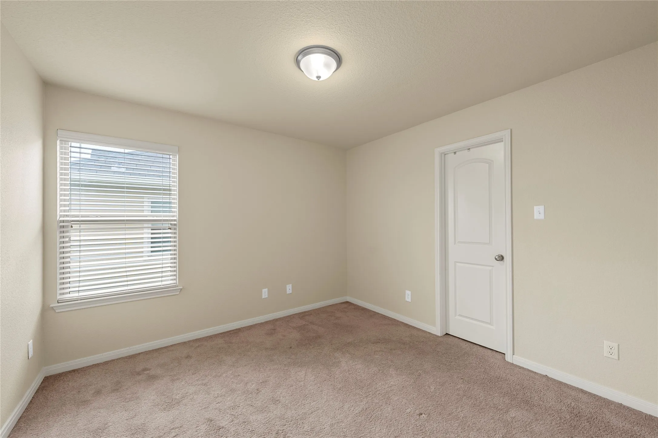 Single Family Residence For Sale in Mc Lennan County , 10249 Biltmore Drive, Waco, Texas 76708, 5 Bedroom, 4 Bathroom, 2 Garage spaces, 2,485 Sqft, built in 2017, mls#21301387, Real Estate Agent in Waco, Homes For Sale in Mc Lennan county, Homes For Sale in Waco, Realtor in Waco Texas, Real Estate Brokerage Independent Realty Texas, Luminita Cordes Realtor