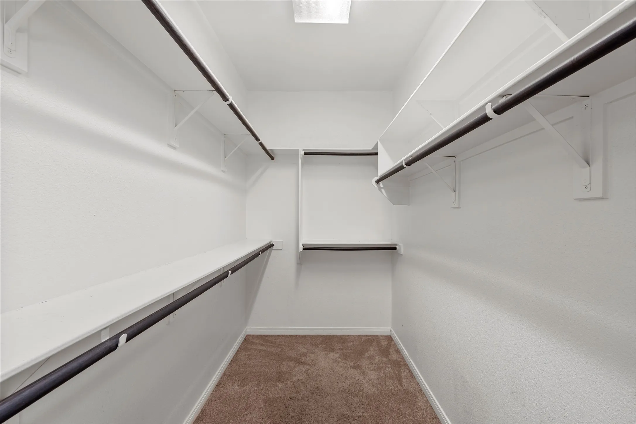 Single Family Residence For Sale in Mc Lennan County , 10249 Biltmore Drive, Waco, Texas 76708, 5 Bedroom, 4 Bathroom, 2 Garage spaces, 2,485 Sqft, built in 2017, mls#21301387, Real Estate Agent in Waco, Homes For Sale in Mc Lennan county, Homes For Sale in Waco, Realtor in Waco Texas, Real Estate Brokerage Independent Realty Texas, Luminita Cordes Realtor