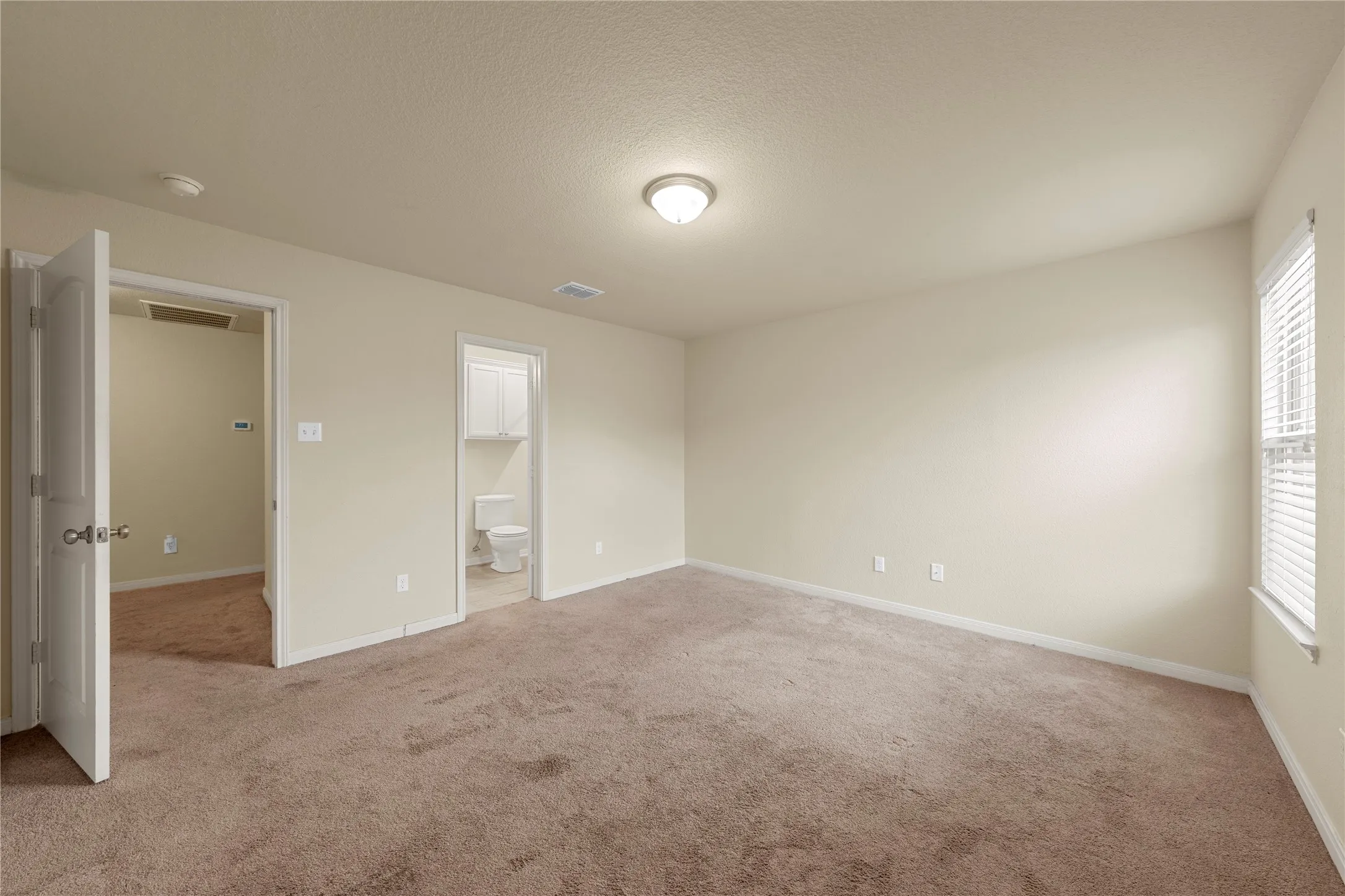 Single Family Residence For Sale in Mc Lennan County , 10249 Biltmore Drive, Waco, Texas 76708, 5 Bedroom, 4 Bathroom, 2 Garage spaces, 2,485 Sqft, built in 2017, mls#21301387, Real Estate Agent in Waco, Homes For Sale in Mc Lennan county, Homes For Sale in Waco, Realtor in Waco Texas, Real Estate Brokerage Independent Realty Texas, Luminita Cordes Realtor