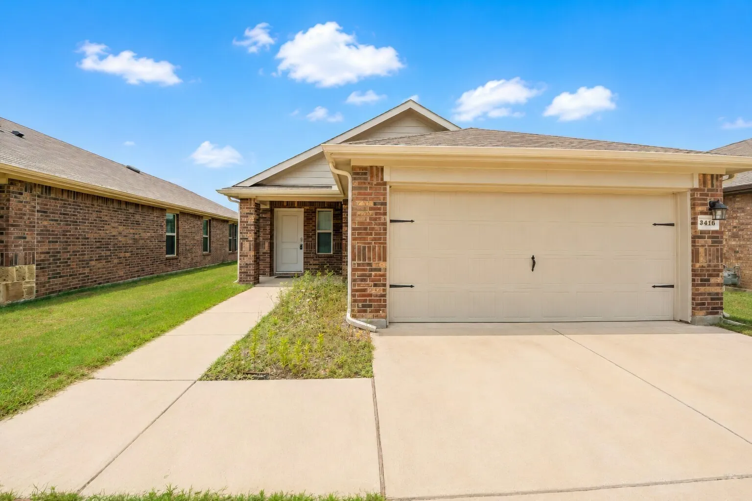 Single Family Residence For Sale in Kaufman County , 3416 Ibex Way, Crandall, Texas 75114, 3 Bedroom, 2 Bathroom, 2 Garage spaces, 1,330 Sqft, built in 2022, mls#21299819, Real Estate Agent in Crandall, Homes For Sale in Kaufman county, Homes For Sale in Crandall, Realtor in Crandall Texas, Real Estate Brokerage Independent Realty Texas, Luminita Cordes Realtor