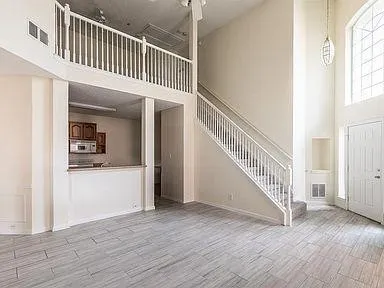 Single Family Residence For Rent in Denton County , 943 Winterstone Drive, Lewisville, Texas 75067, 3 Bedroom, 3 Bathroom, 2 Garage spaces, 1,750 Sqft, built in 1993, mls#21302720, Real Estate Agent in Lewisville, Homes For Rent in Denton county, Homes For Rent in Lewisville, Realtor in Lewisville Texas, Real Estate Brokerage Independent Realty Texas, Luminita Cordes Realtor