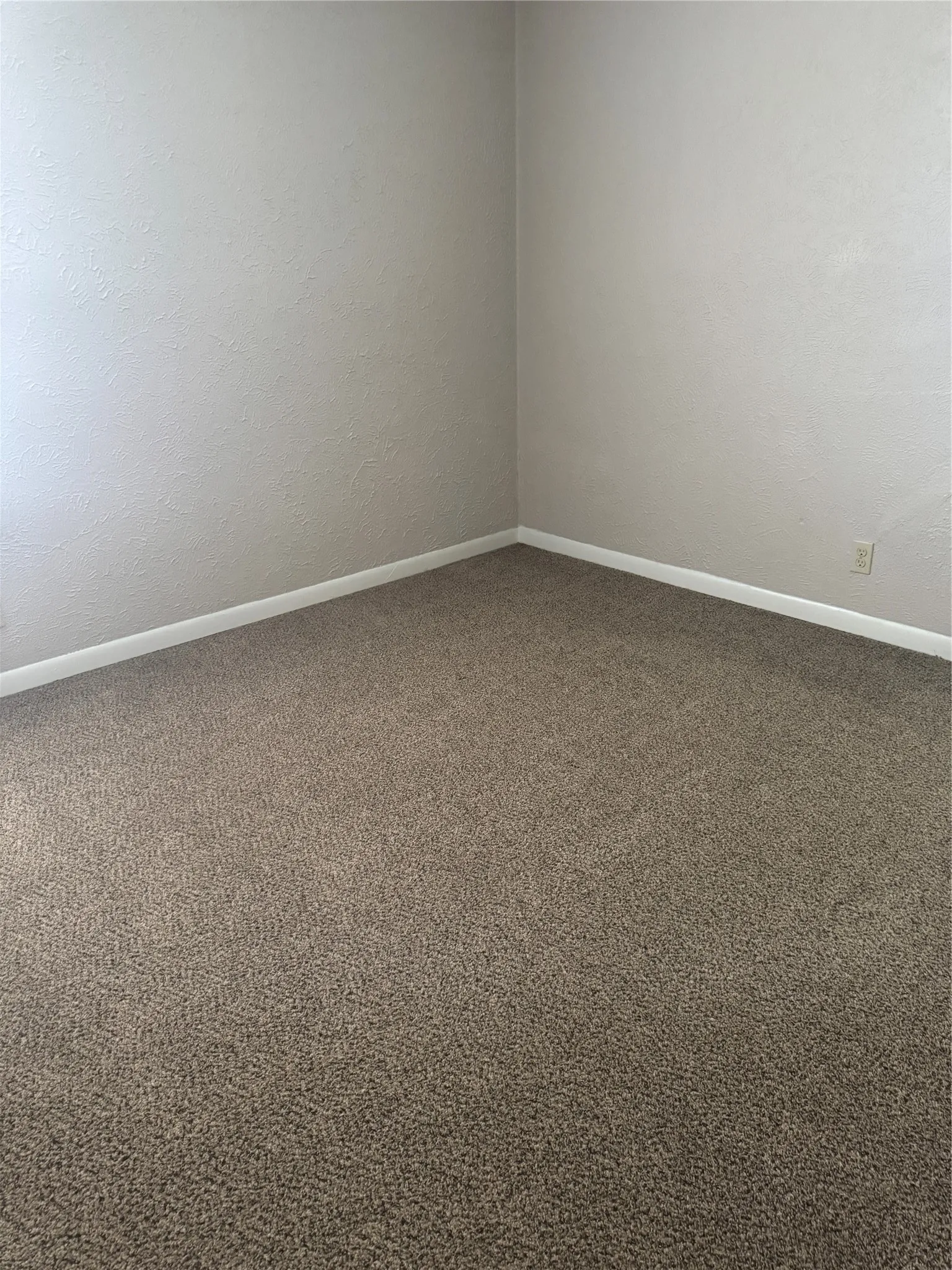 Single Family Residence For Sale in Hunt County , 6006 Sayle Street, Greenville, Texas 75402, 3 Bedroom, 1 Bathroom, 1 Garage spaces, 1,127 Sqft, built in 1958, mls#21302110, Real Estate Agent in Greenville, Homes For Sale in Hunt county, Homes For Sale in Greenville, Realtor in Greenville Texas, Real Estate Brokerage Independent Realty Texas, Luminita Cordes Realtor