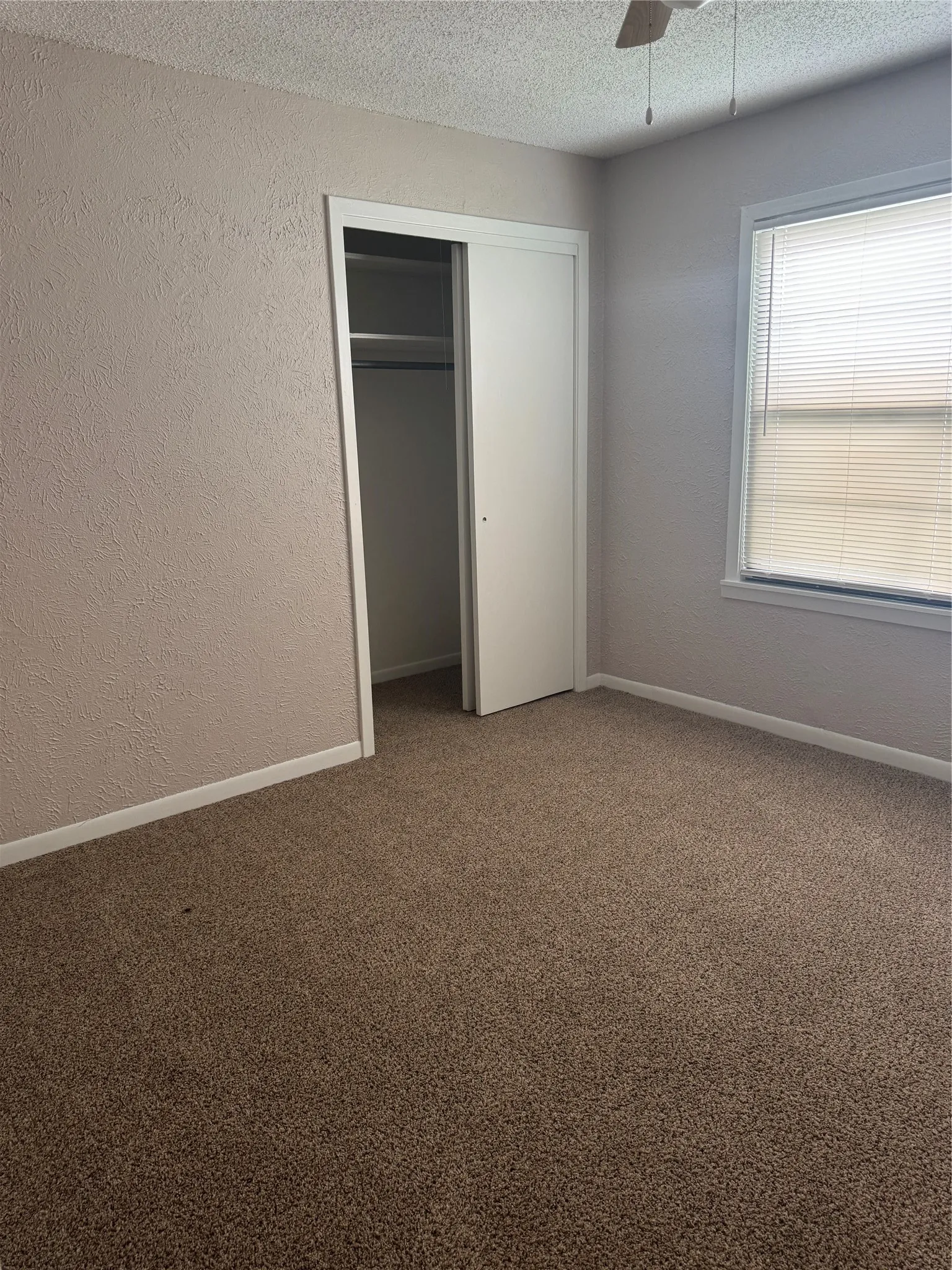 Single Family Residence For Sale in Hunt County , 6006 Sayle Street, Greenville, Texas 75402, 3 Bedroom, 1 Bathroom, 1 Garage spaces, 1,127 Sqft, built in 1958, mls#21302110, Real Estate Agent in Greenville, Homes For Sale in Hunt county, Homes For Sale in Greenville, Realtor in Greenville Texas, Real Estate Brokerage Independent Realty Texas, Luminita Cordes Realtor