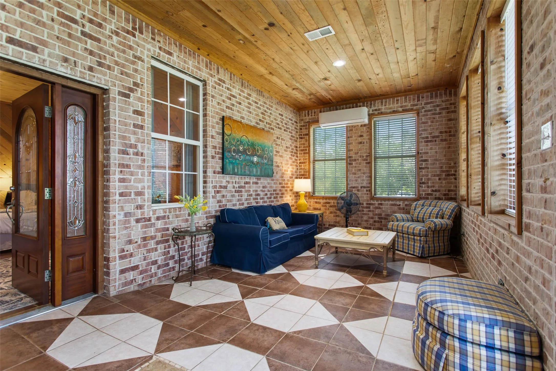 Windows across the wall with beautiful lake vies