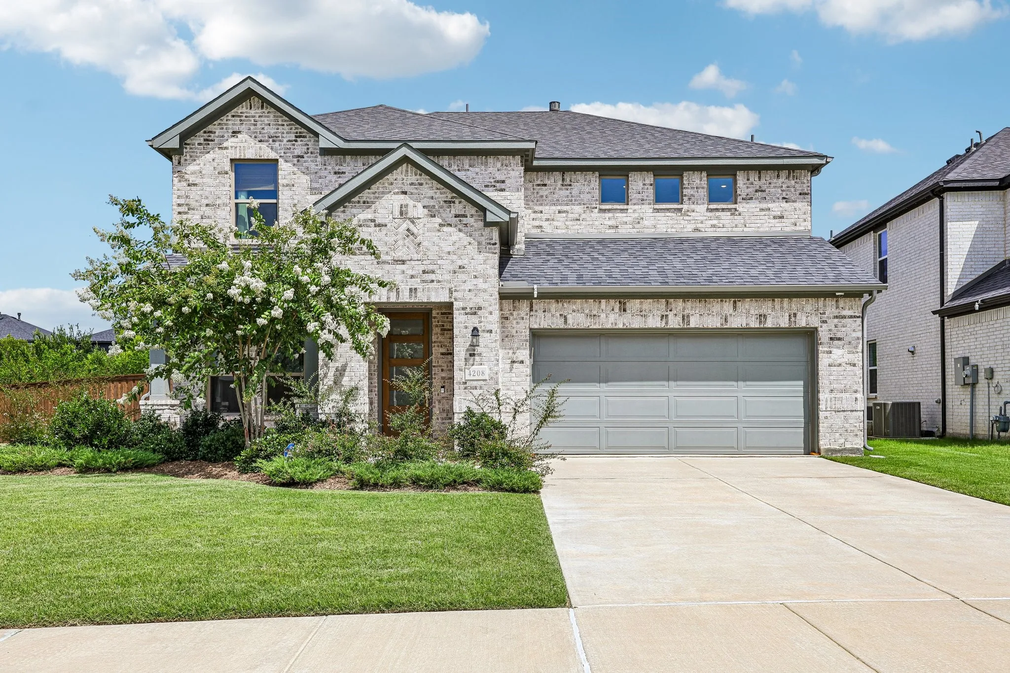 Single Family Residence For Sale in Collin County , 4208 Tawakoni Drive, Mc Kinney, Texas 75071, 4 Bedroom, 4 Bathroom, 2 Garage spaces, 2,703 Sqft, built in 2023, mls#21300920, Real Estate Agent in Mc Kinney, Homes For Sale in Collin county, Homes For Sale in Mc Kinney, Realtor in Mc Kinney Texas, Real Estate Brokerage Independent Realty Texas, Luminita Cordes Realtor