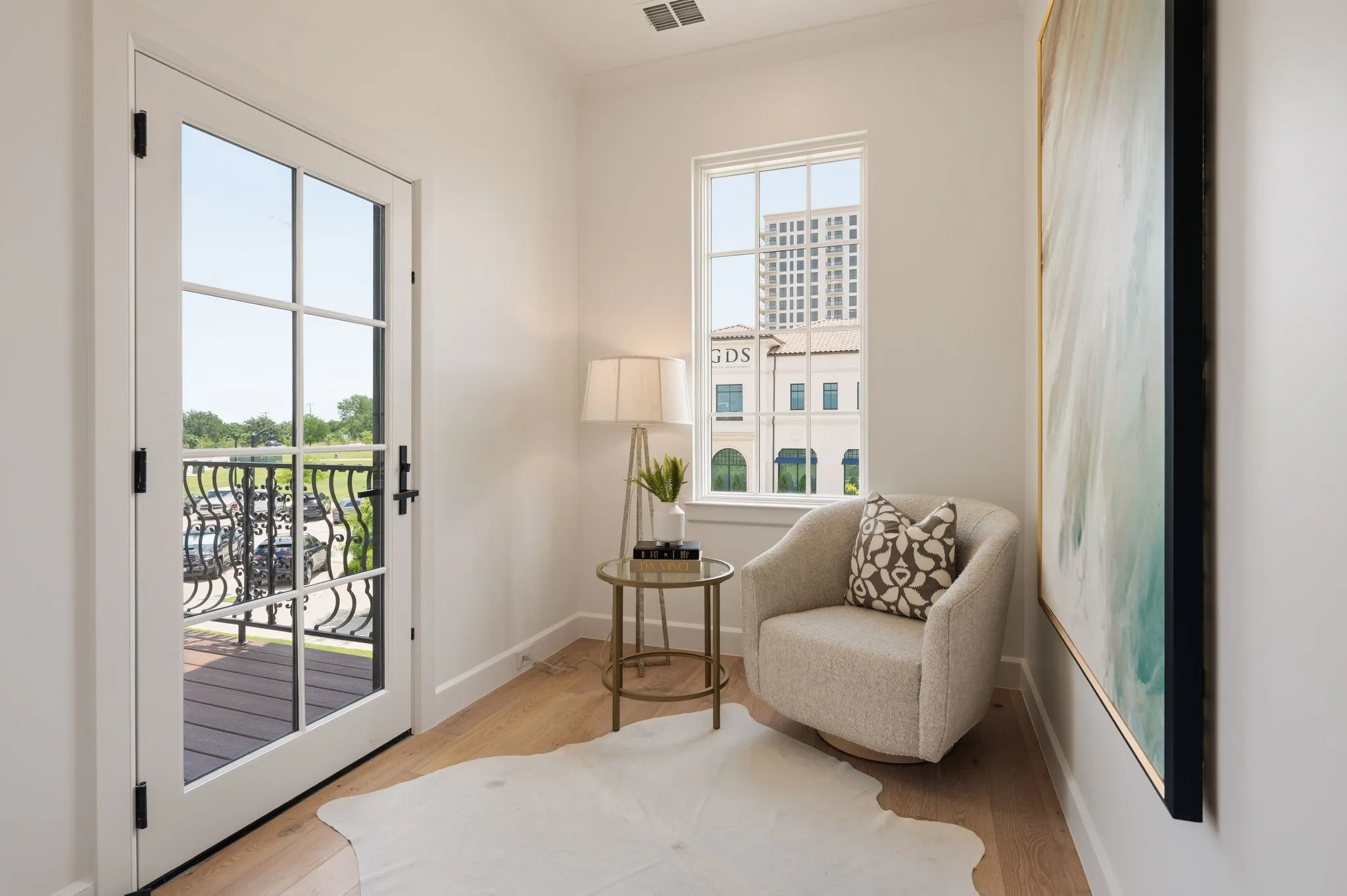 Single Family Residence For Sale in Tarrant County , 2913 Lakeside Village Boulevard, Flower Mound, Texas 75022, 4 Bedroom, 5 Bathroom, 2 Garage spaces, 3,447 Sqft, built in 2024, mls#21269760, Real Estate Agent in Flower Mound, Homes For Sale in Tarrant county, Homes For Sale in Flower Mound, Realtor in Flower Mound Texas, Real Estate Brokerage Independent Realty Texas, Luminita Cordes Realtor