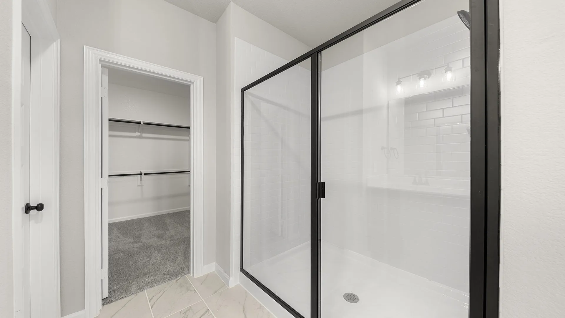 14_15. 1709 Meadow Crest - Bath (3)