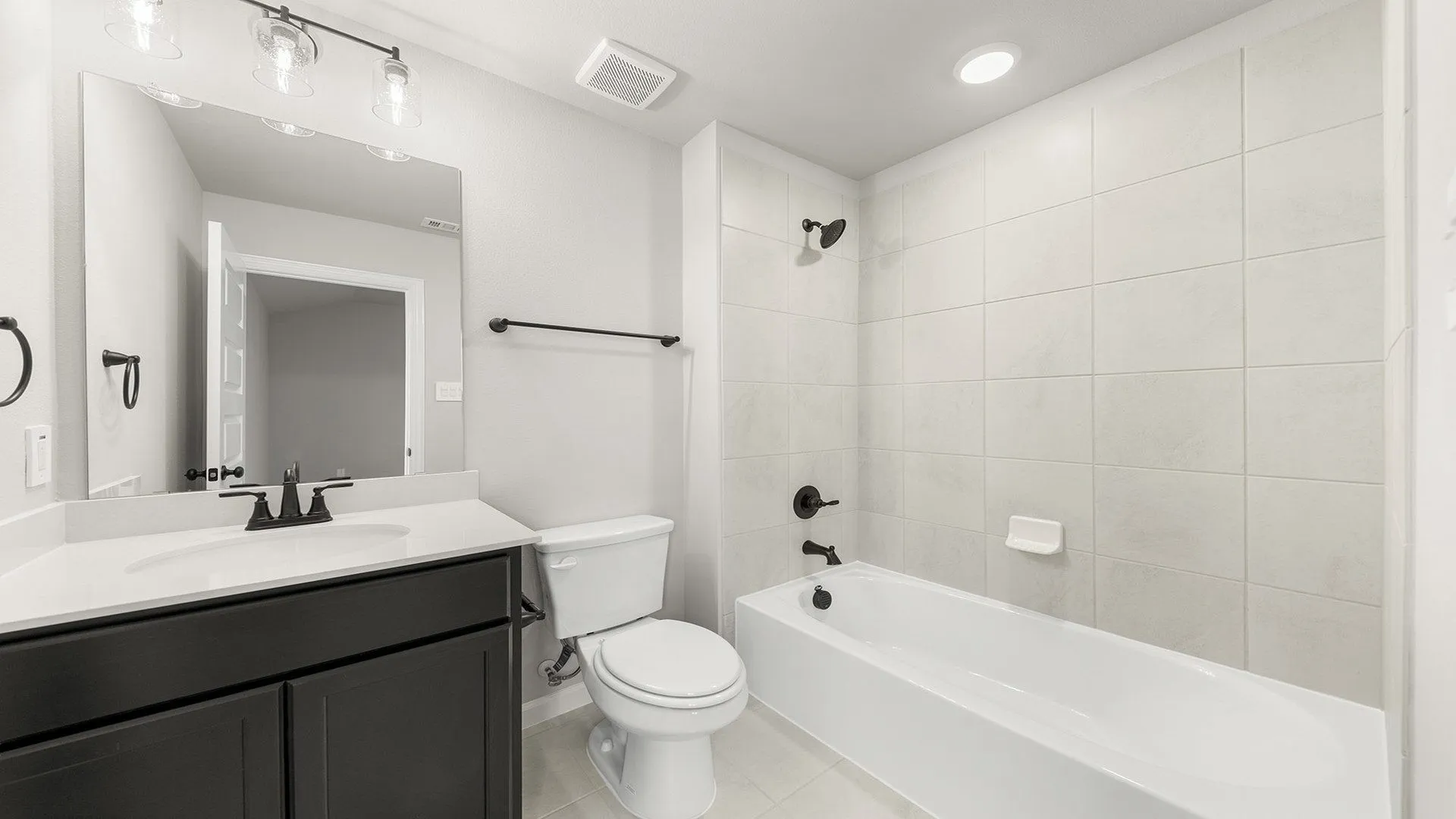 22_23. 1709 Meadow Crest - 3RD Bath