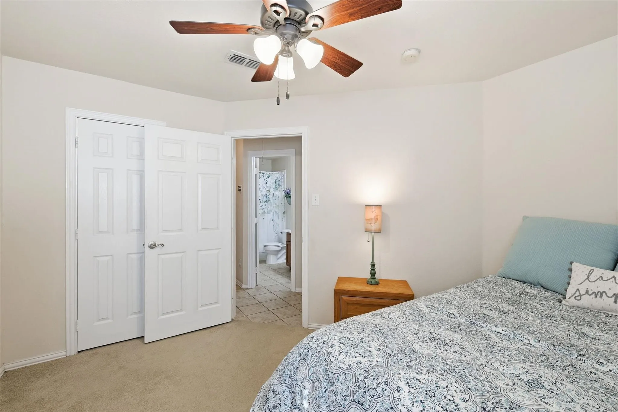 Single Family Residence For Sale in Tarrant County , 4168 Slick Rock, Fort Worth, Texas 76040, 3 Bedroom, 2 Bathroom, 2 Garage spaces, 1,918 Sqft, built in 1997, mls#21303484, Real Estate Agent in Fort Worth, Homes For Sale in Tarrant county, Homes For Sale in Fort Worth, Realtor in Fort Worth Texas, Real Estate Brokerage Independent Realty Texas, Luminita Cordes Realtor