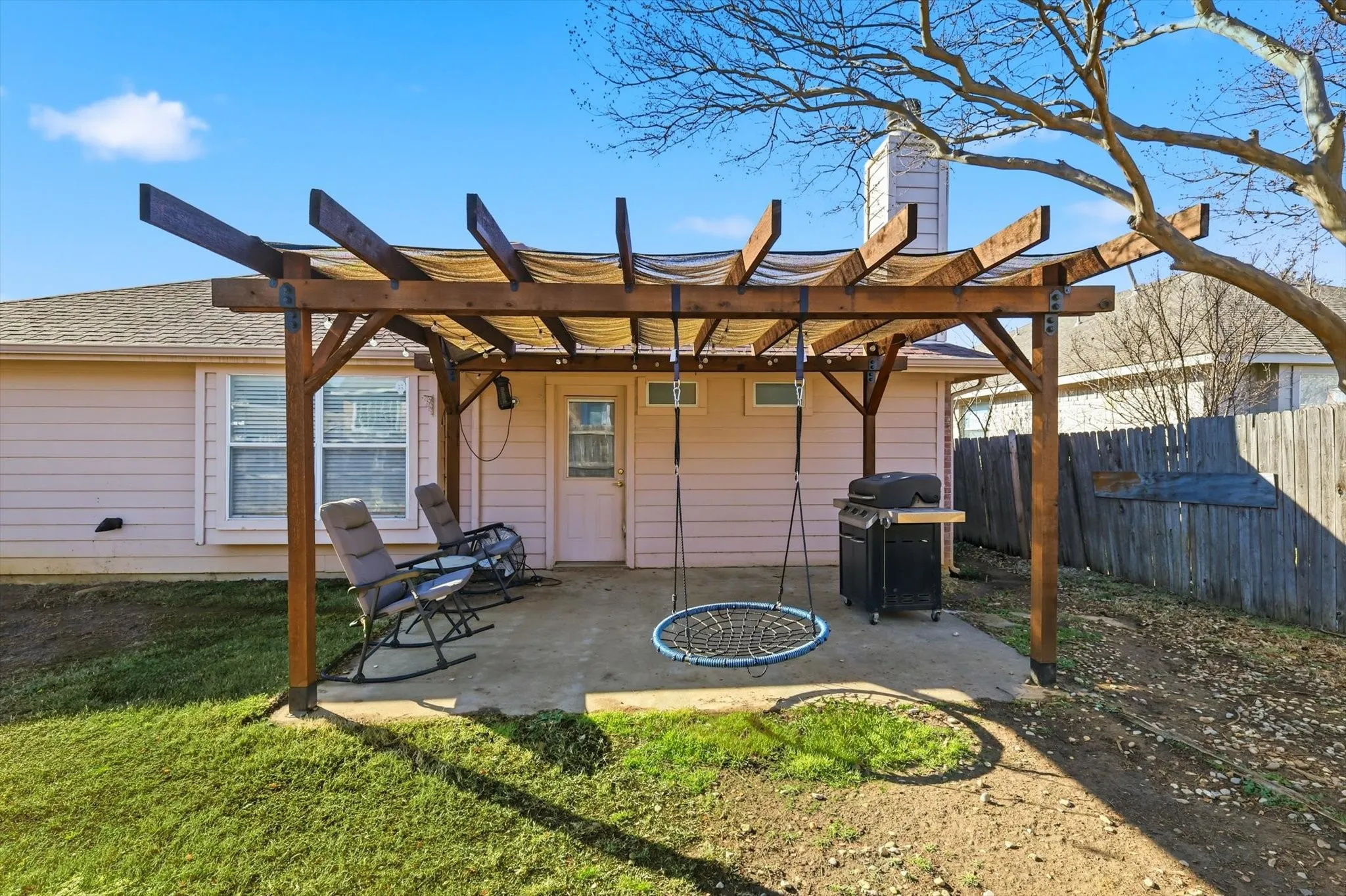 Single Family Residence For Sale in Tarrant County , 4168 Slick Rock, Fort Worth, Texas 76040, 3 Bedroom, 2 Bathroom, 2 Garage spaces, 1,918 Sqft, built in 1997, mls#21303484, Real Estate Agent in Fort Worth, Homes For Sale in Tarrant county, Homes For Sale in Fort Worth, Realtor in Fort Worth Texas, Real Estate Brokerage Independent Realty Texas, Luminita Cordes Realtor