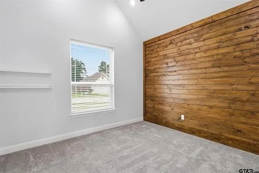 Single Family Residence For Sale in Smith County , 719 Liberty Street, Bullard, Texas 75757, 3 Bedroom, 3 Bathroom, 2 Garage spaces, 1,873 Sqft, built in 2021, mls#21303489, Real Estate Agent in Bullard, Homes For Sale in Smith county, Homes For Sale in Bullard, Realtor in Bullard Texas, Real Estate Brokerage Independent Realty Texas, Luminita Cordes Realtor