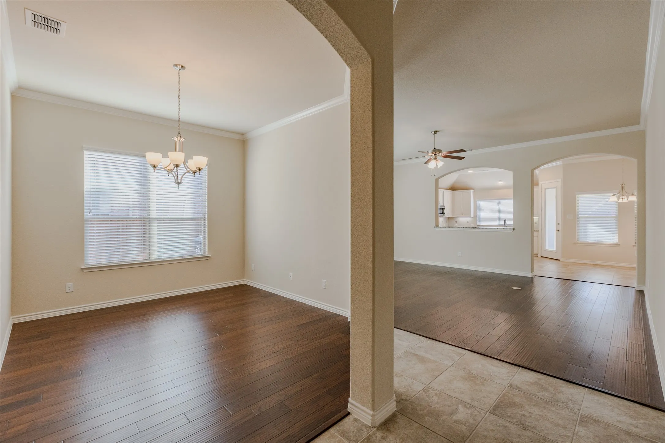 Formal dining off entry