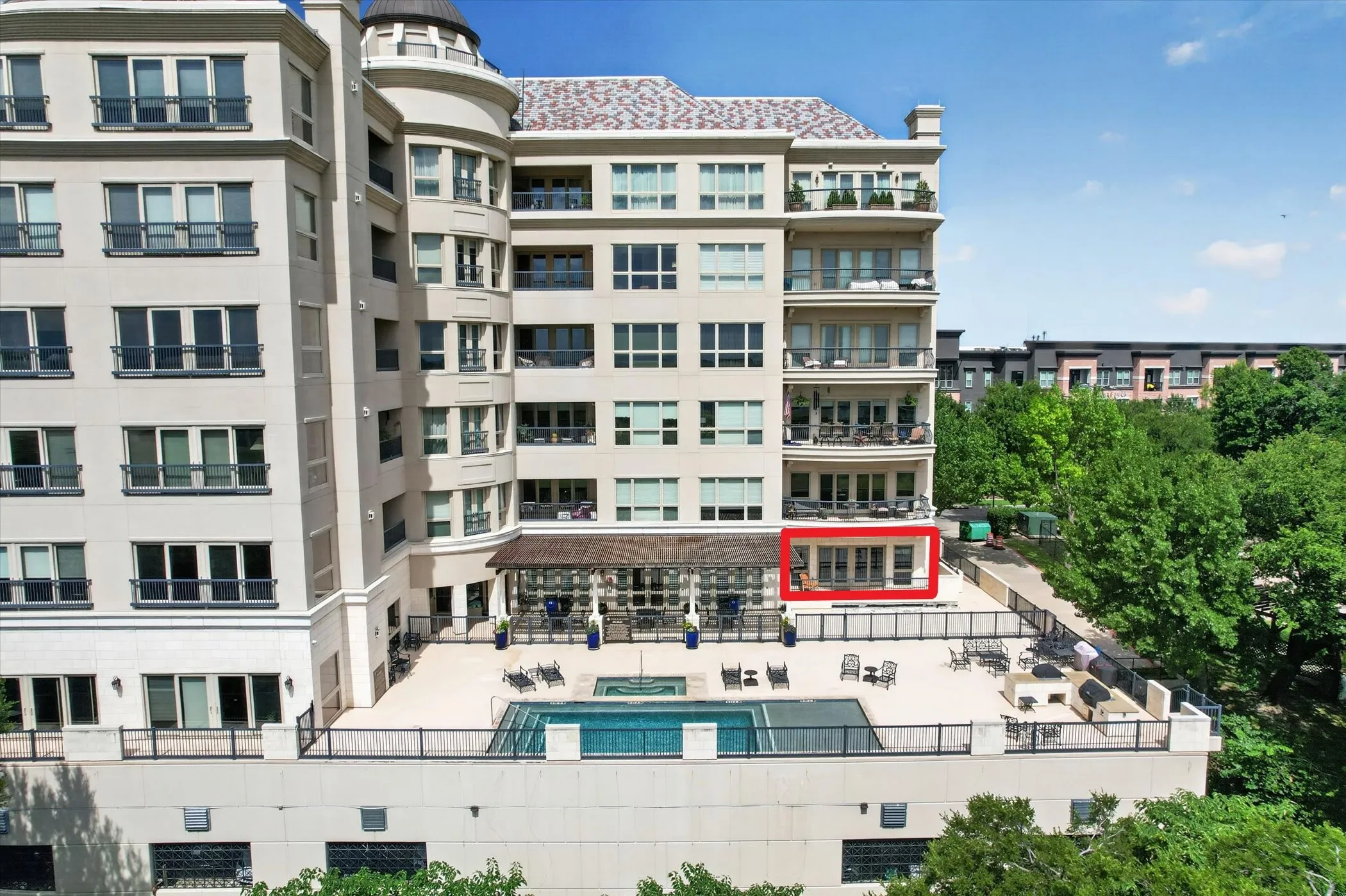 Condominium For Sale in Tarrant County , 501 Samuels Avenue 110, Fort Worth, Texas 76102, 2 Bedroom, 2 Bathroom, 2 Garage spaces, 2,091 Sqft, built in 2008, mls#21300332, Real Estate Agent in Fort Worth, Homes For Sale in Tarrant county, Homes For Sale in Fort Worth, Realtor in Fort Worth Texas, Real Estate Brokerage Independent Realty Texas, Luminita Cordes Realtor