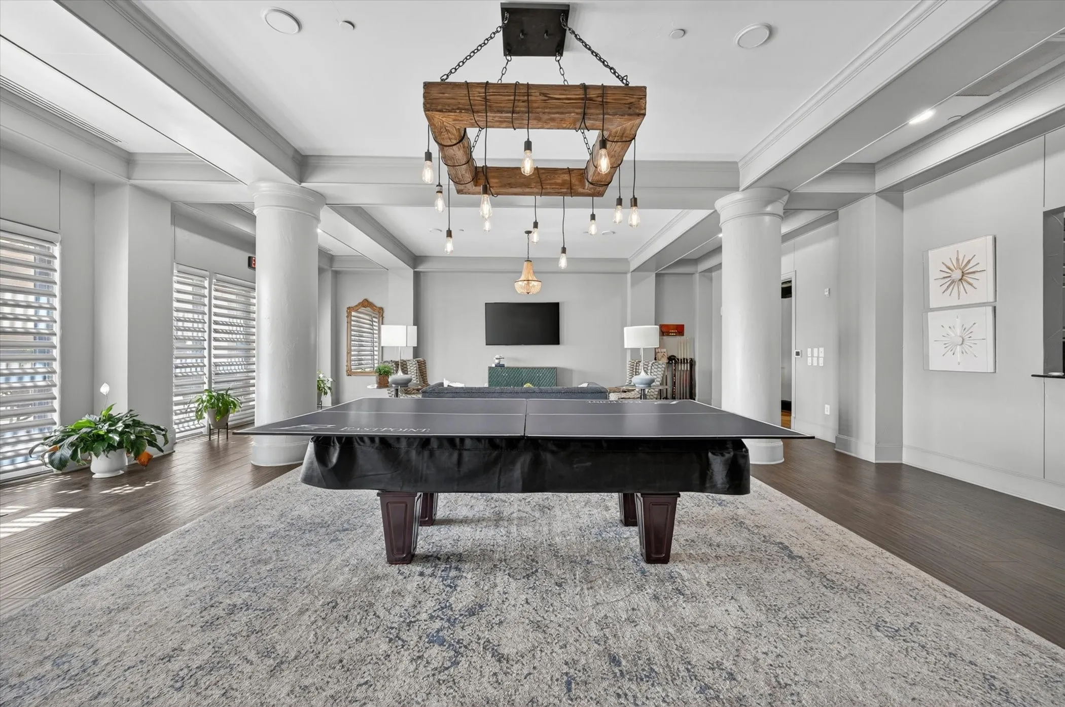 Condominium For Sale in Tarrant County , 501 Samuels Avenue 110, Fort Worth, Texas 76102, 2 Bedroom, 2 Bathroom, 2 Garage spaces, 2,091 Sqft, built in 2008, mls#21300332, Real Estate Agent in Fort Worth, Homes For Sale in Tarrant county, Homes For Sale in Fort Worth, Realtor in Fort Worth Texas, Real Estate Brokerage Independent Realty Texas, Luminita Cordes Realtor