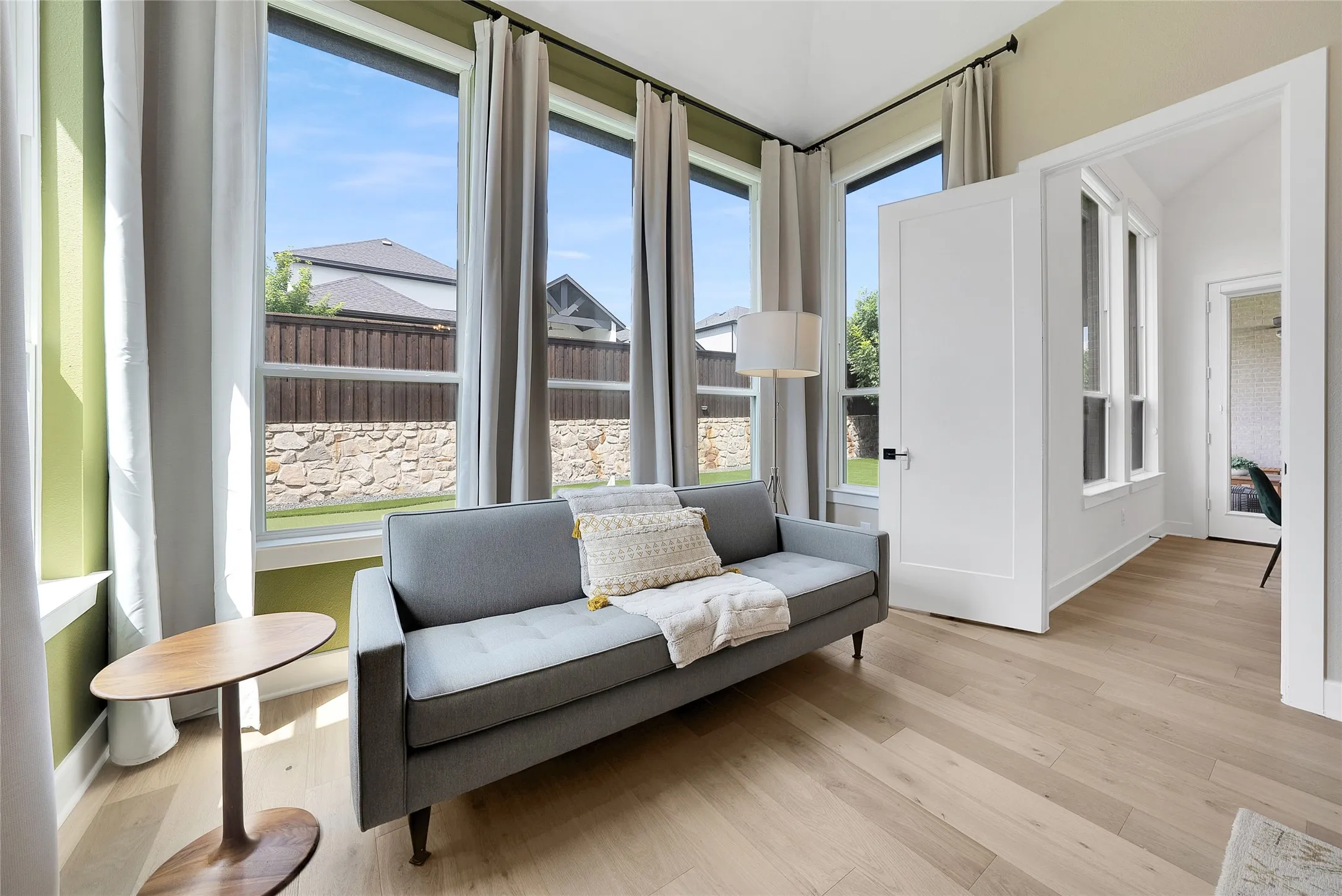 Single Family Residence For Sale in Collin County , 15849 Peppertree Road, Frisco, Texas 75035, 4 Bedroom, 4 Bathroom, 3 Garage spaces, 3,718 Sqft, built in 2020, mls#21294464, Real Estate Agent in Frisco, Homes For Sale in Collin county, Homes For Sale in Frisco, Realtor in Frisco Texas, Real Estate Brokerage Independent Realty Texas, Luminita Cordes Realtor