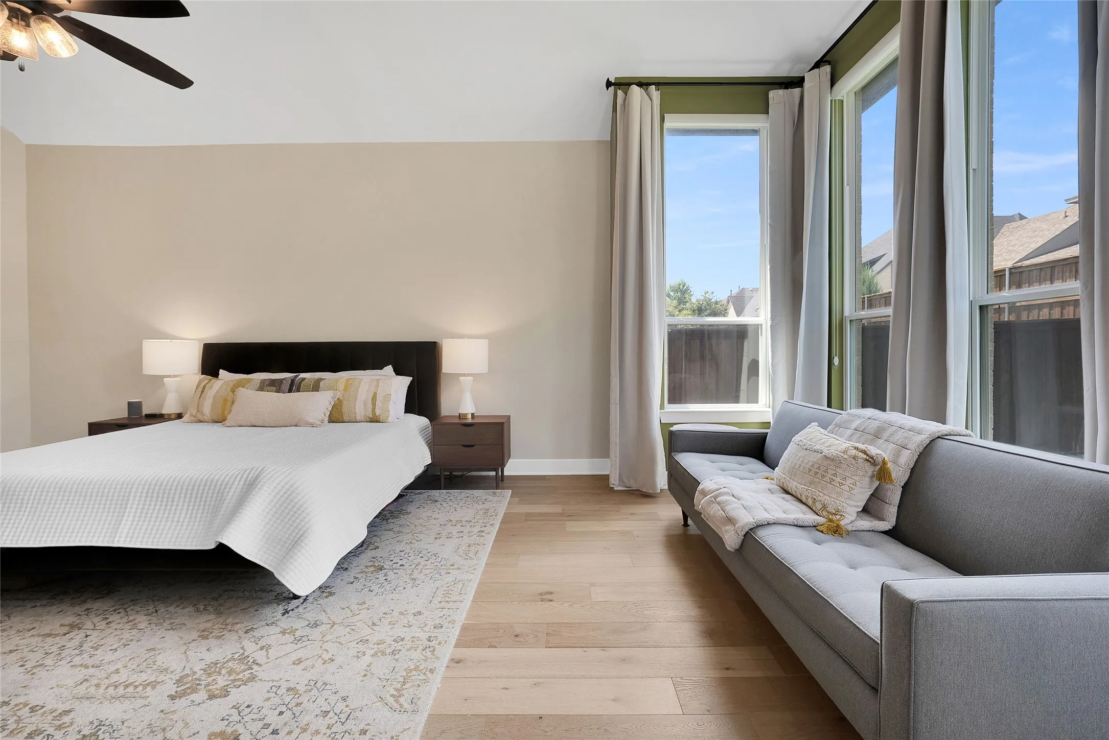 Single Family Residence For Sale in Collin County , 15849 Peppertree Road, Frisco, Texas 75035, 4 Bedroom, 4 Bathroom, 3 Garage spaces, 3,718 Sqft, built in 2020, mls#21294464, Real Estate Agent in Frisco, Homes For Sale in Collin county, Homes For Sale in Frisco, Realtor in Frisco Texas, Real Estate Brokerage Independent Realty Texas, Luminita Cordes Realtor