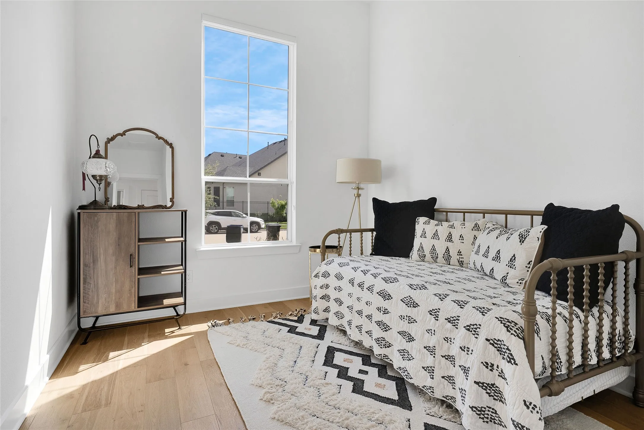 Single Family Residence For Sale in Collin County , 15849 Peppertree Road, Frisco, Texas 75035, 4 Bedroom, 4 Bathroom, 3 Garage spaces, 3,718 Sqft, built in 2020, mls#21294464, Real Estate Agent in Frisco, Homes For Sale in Collin county, Homes For Sale in Frisco, Realtor in Frisco Texas, Real Estate Brokerage Independent Realty Texas, Luminita Cordes Realtor