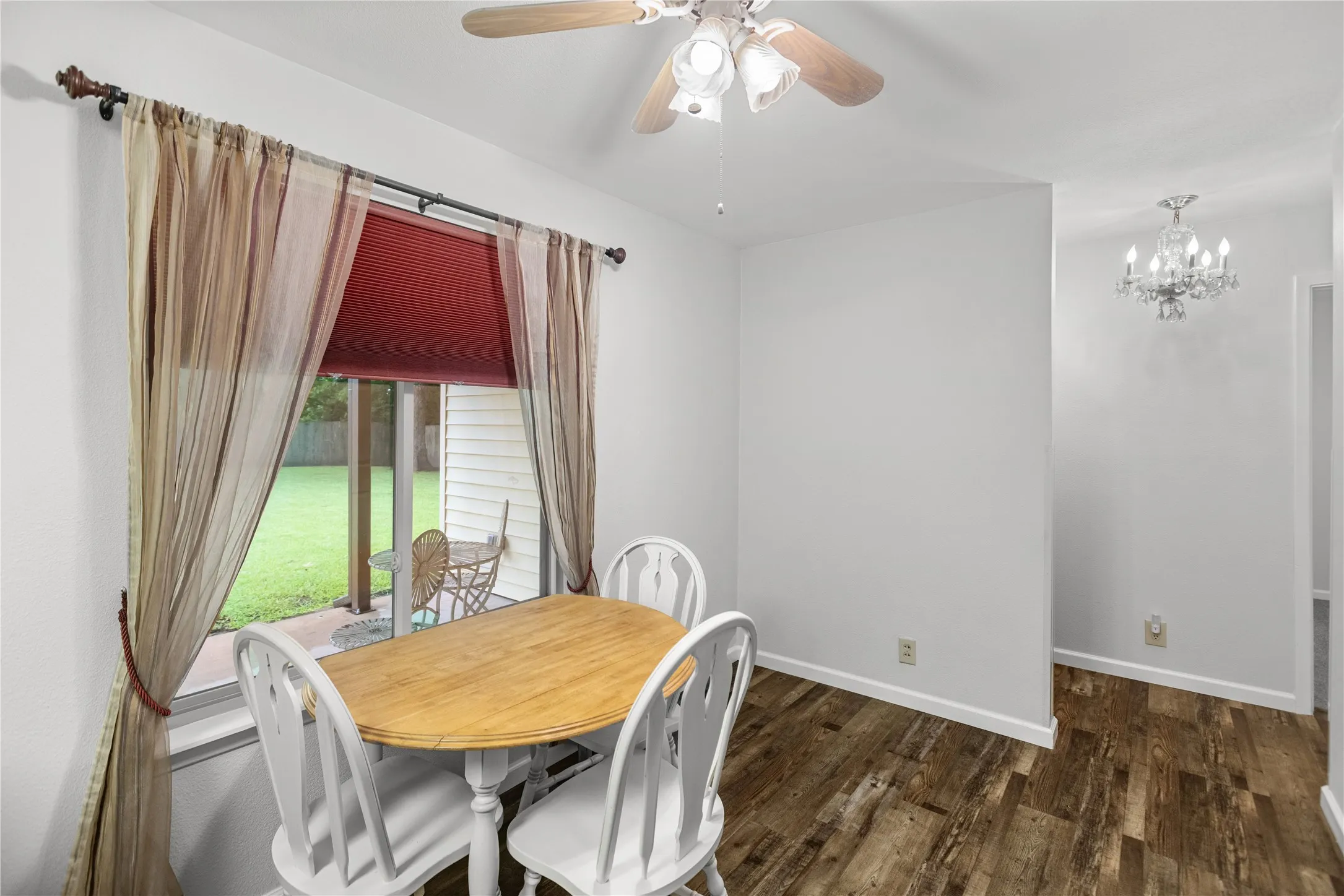 Single Family Residence For Sale in Grayson County , 605 S Ricketts Street, Sherman, Texas 75092, 3 Bedroom, 2 Bathroom, Garage spaces, 1,230 Sqft, built in 1965, mls#21302612, Real Estate Agent in Sherman, Homes For Sale in Grayson county, Homes For Sale in Sherman, Realtor in Sherman Texas, Real Estate Brokerage Independent Realty Texas, Luminita Cordes Realtor