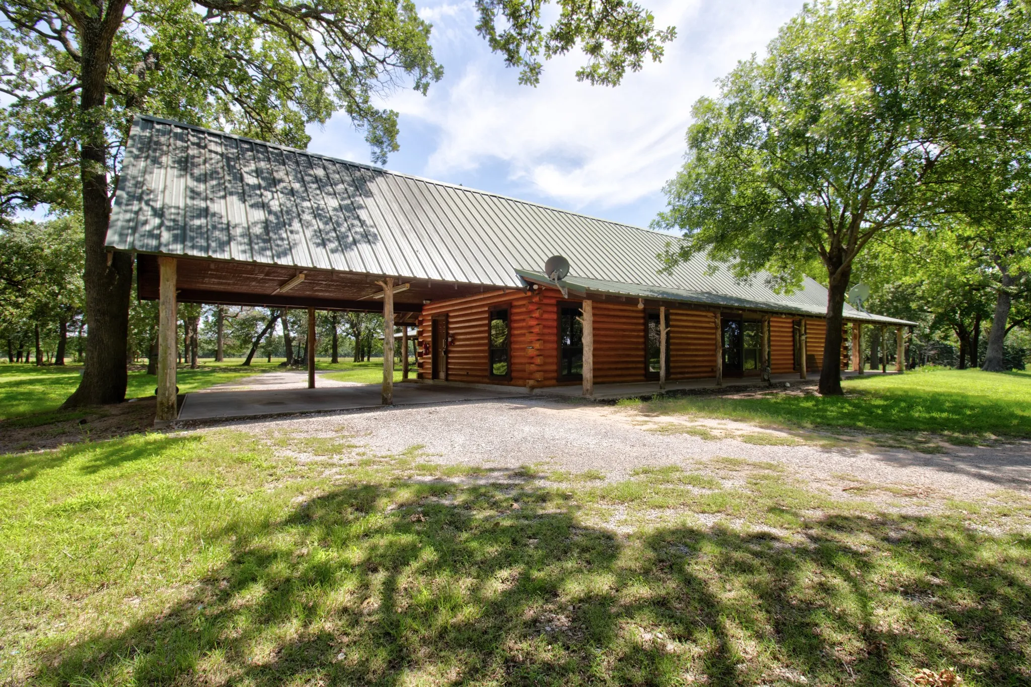 The attached double carport offers the ultimate everyday convenience, allowing you to pull straight in and walk directly into the home completely protected from the elements.