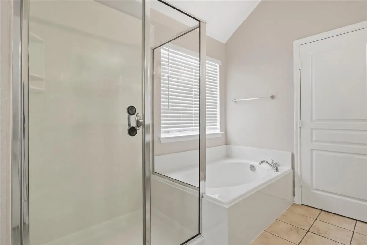 Single Family Residence For Sale in Tarrant County , 12233 Macaroon Lane, Fort Worth, Texas 76244, 4 Bedroom, 3 Bathroom, 2 Garage spaces, 2,495 Sqft, built in 2005, mls#21300393, Real Estate Agent in Fort Worth, Homes For Sale in Tarrant county, Homes For Sale in Fort Worth, Realtor in Fort Worth Texas, Real Estate Brokerage Independent Realty Texas, Luminita Cordes Realtor