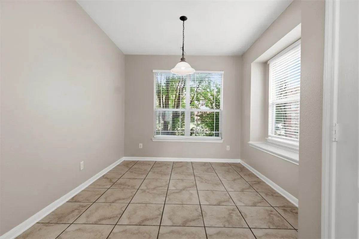 Single Family Residence For Sale in Tarrant County , 12233 Macaroon Lane, Fort Worth, Texas 76244, 4 Bedroom, 3 Bathroom, 2 Garage spaces, 2,495 Sqft, built in 2005, mls#21300393, Real Estate Agent in Fort Worth, Homes For Sale in Tarrant county, Homes For Sale in Fort Worth, Realtor in Fort Worth Texas, Real Estate Brokerage Independent Realty Texas, Luminita Cordes Realtor