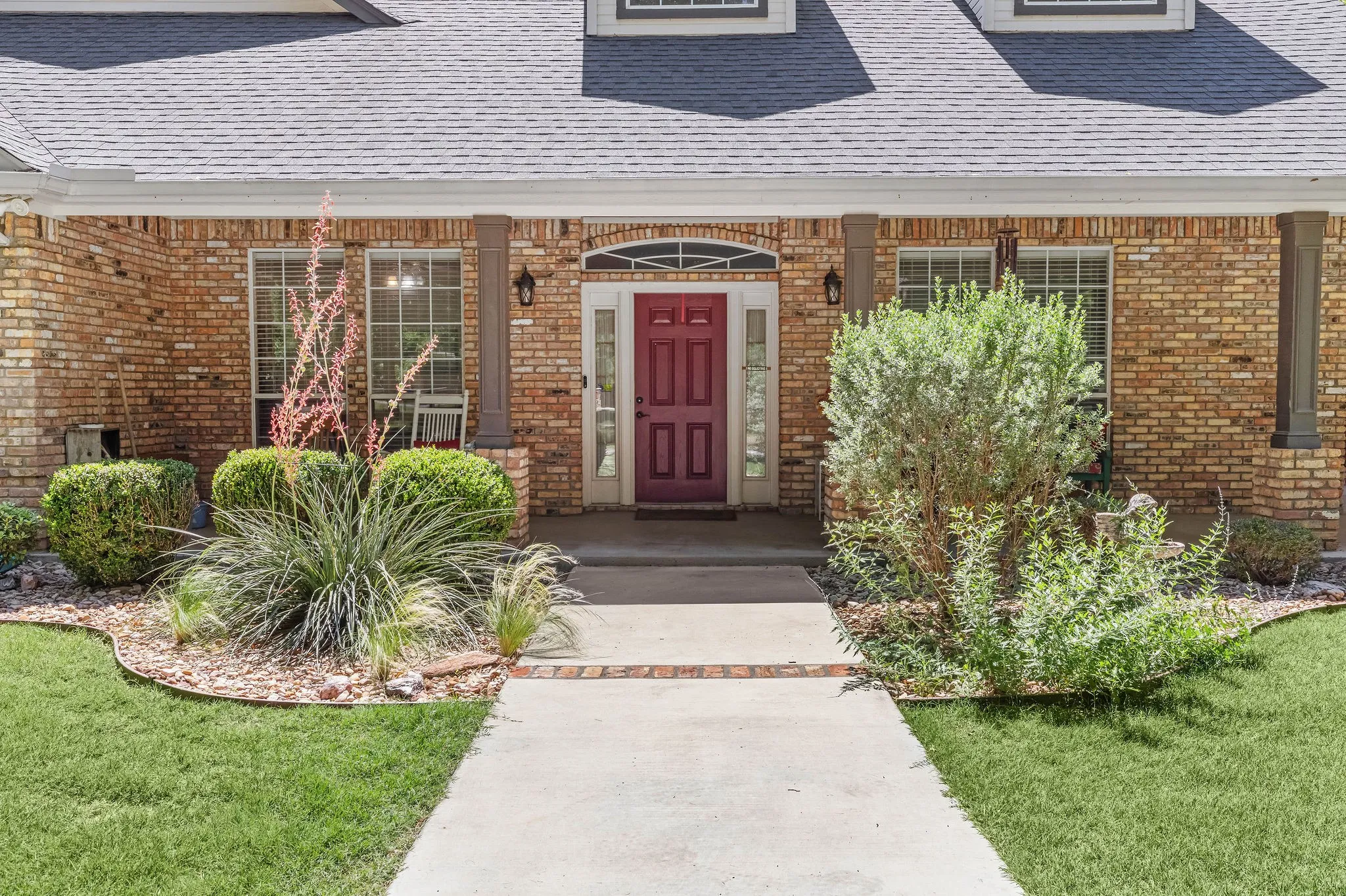 Single Family Residence For Sale in Wise County , 145 Indian Trail, Decatur, Texas 76234, 3 Bedroom, 4 Bathroom, 2 Garage spaces, 3,394 Sqft, built in 1997, mls#21296502, Real Estate Agent in Decatur, Homes For Sale in Wise county, Homes For Sale in Decatur, Realtor in Decatur Texas, Real Estate Brokerage Independent Realty Texas, Luminita Cordes Realtor