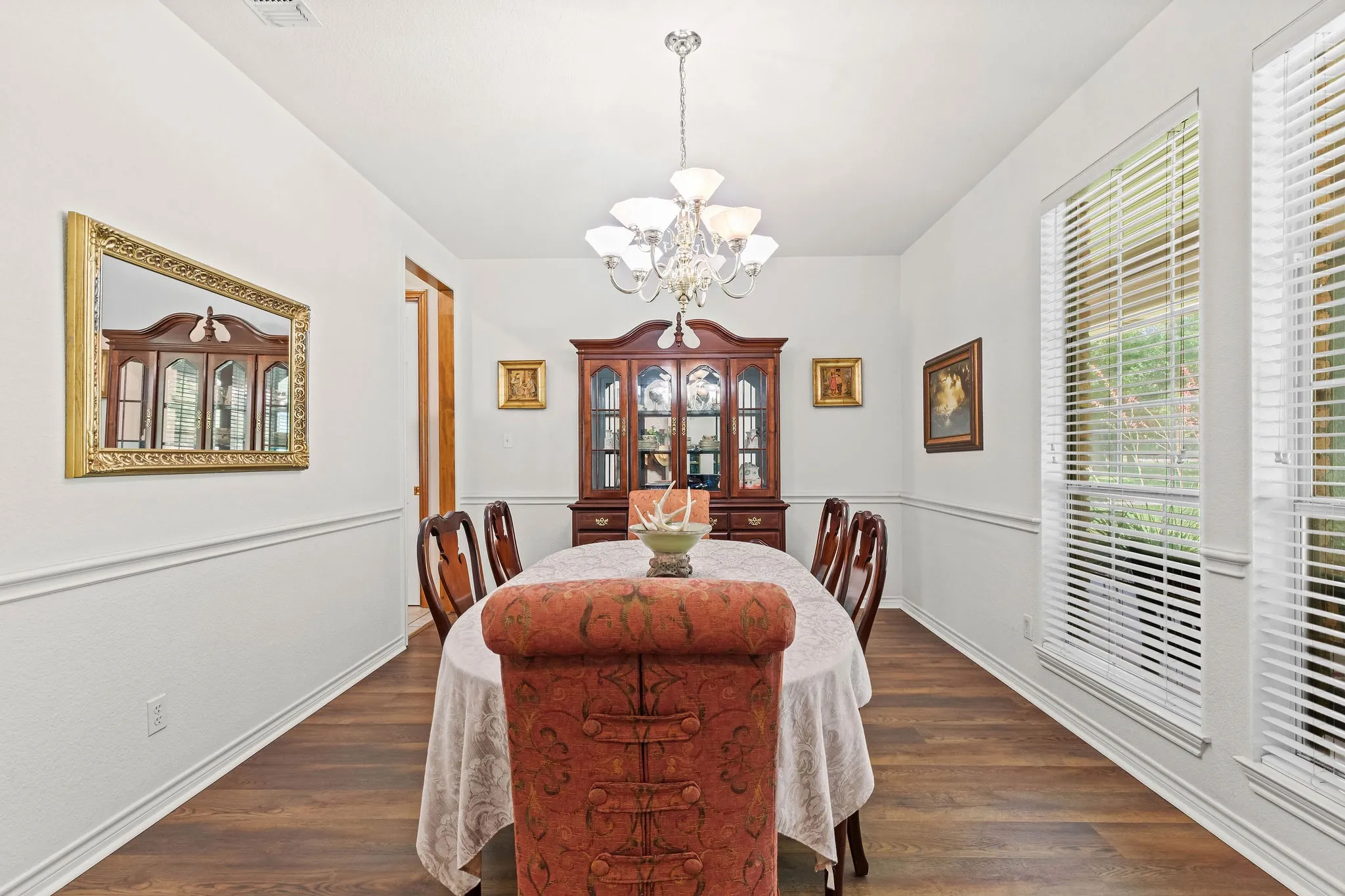 Single Family Residence For Sale in Wise County , 145 Indian Trail, Decatur, Texas 76234, 3 Bedroom, 4 Bathroom, 2 Garage spaces, 3,394 Sqft, built in 1997, mls#21296502, Real Estate Agent in Decatur, Homes For Sale in Wise county, Homes For Sale in Decatur, Realtor in Decatur Texas, Real Estate Brokerage Independent Realty Texas, Luminita Cordes Realtor