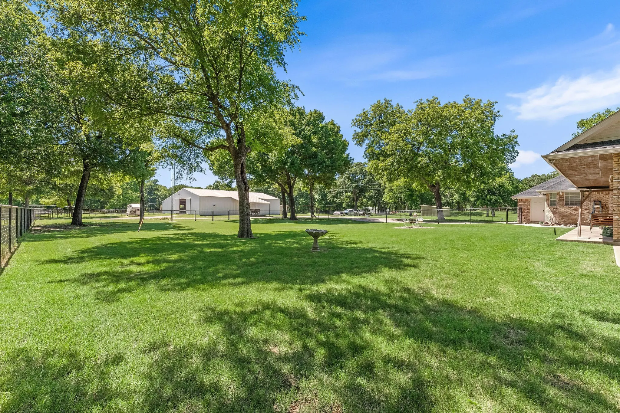 Single Family Residence For Sale in Wise County , 145 Indian Trail, Decatur, Texas 76234, 3 Bedroom, 4 Bathroom, 2 Garage spaces, 3,394 Sqft, built in 1997, mls#21296502, Real Estate Agent in Decatur, Homes For Sale in Wise county, Homes For Sale in Decatur, Realtor in Decatur Texas, Real Estate Brokerage Independent Realty Texas, Luminita Cordes Realtor