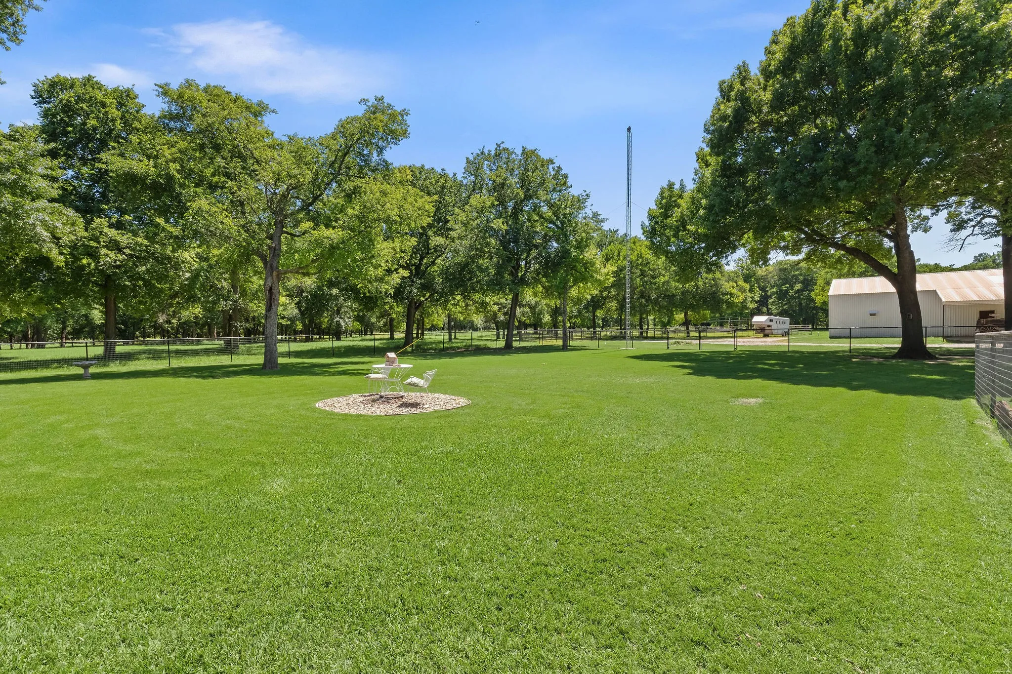 Single Family Residence For Sale in Wise County , 145 Indian Trail, Decatur, Texas 76234, 3 Bedroom, 4 Bathroom, 2 Garage spaces, 3,394 Sqft, built in 1997, mls#21296502, Real Estate Agent in Decatur, Homes For Sale in Wise county, Homes For Sale in Decatur, Realtor in Decatur Texas, Real Estate Brokerage Independent Realty Texas, Luminita Cordes Realtor