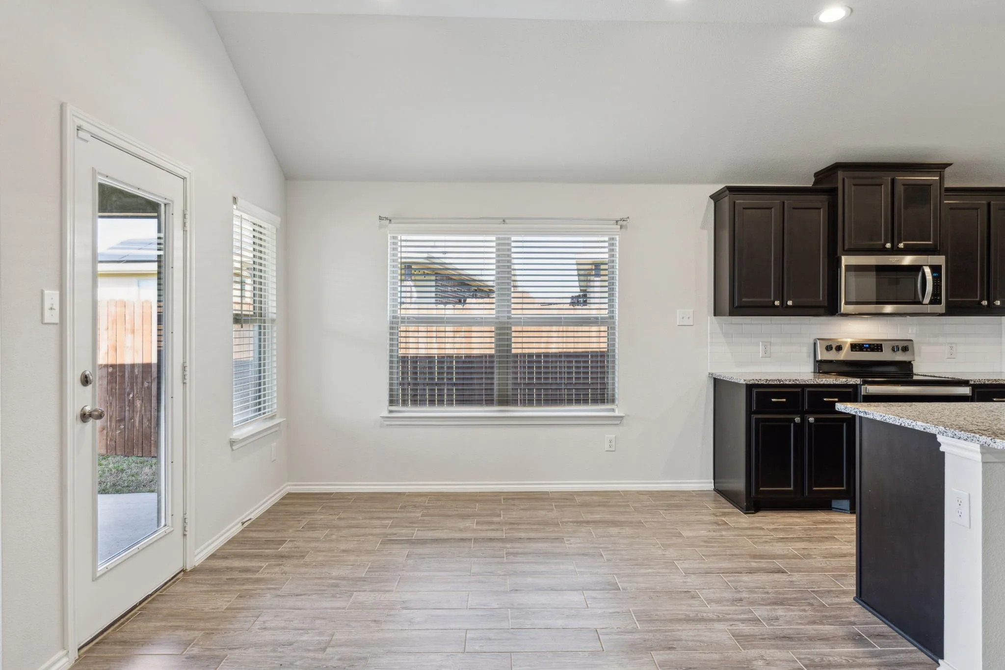 Single Family Residence For Rent in Tarrant County , 3537 Tahiti Lane, Fort Worth, Texas 76123, 4 Bedroom, 2 Bathroom, 2 Garage spaces, 2,054 Sqft, built in 2022, mls#21303407, Real Estate Agent in Fort Worth, Homes For Rent in Tarrant county, Homes For Rent in Fort Worth, Realtor in Fort Worth Texas, Real Estate Brokerage Independent Realty Texas, Luminita Cordes Realtor