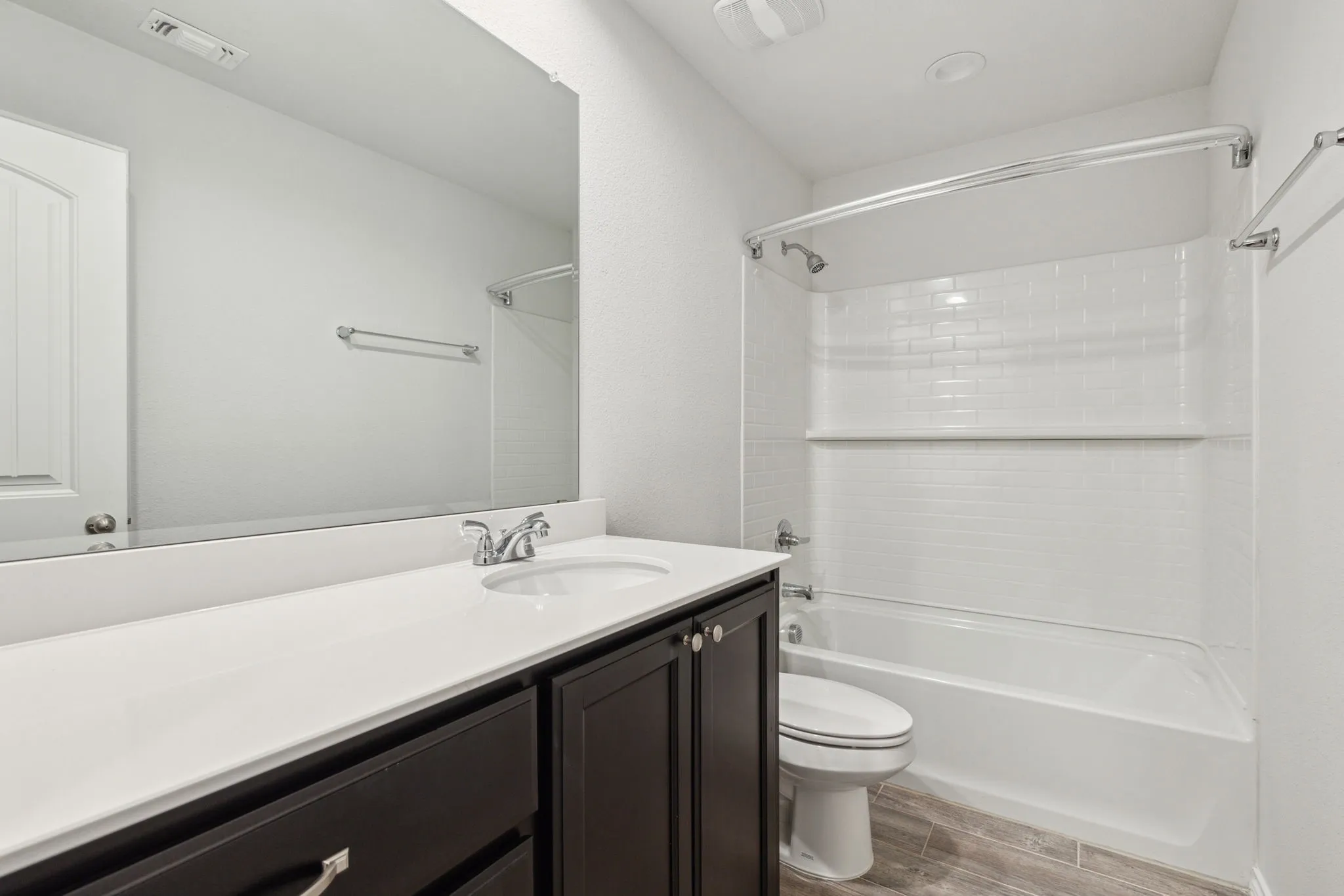 Single Family Residence For Rent in Tarrant County , 3537 Tahiti Lane, Fort Worth, Texas 76123, 4 Bedroom, 2 Bathroom, 2 Garage spaces, 2,054 Sqft, built in 2022, mls#21303407, Real Estate Agent in Fort Worth, Homes For Rent in Tarrant county, Homes For Rent in Fort Worth, Realtor in Fort Worth Texas, Real Estate Brokerage Independent Realty Texas, Luminita Cordes Realtor