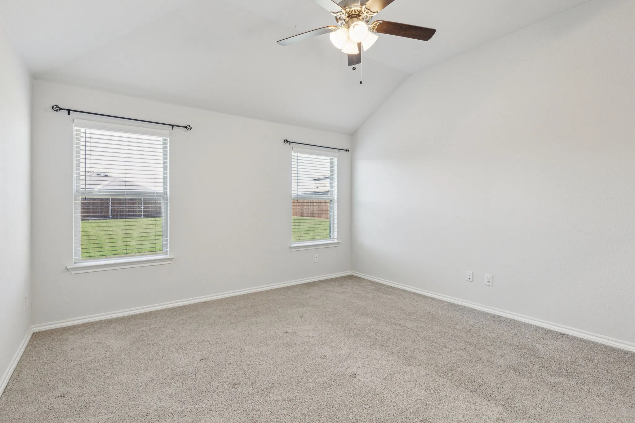 Single Family Residence For Rent in Tarrant County , 3537 Tahiti Lane, Fort Worth, Texas 76123, 4 Bedroom, 2 Bathroom, 2 Garage spaces, 2,054 Sqft, built in 2022, mls#21303407, Real Estate Agent in Fort Worth, Homes For Rent in Tarrant county, Homes For Rent in Fort Worth, Realtor in Fort Worth Texas, Real Estate Brokerage Independent Realty Texas, Luminita Cordes Realtor