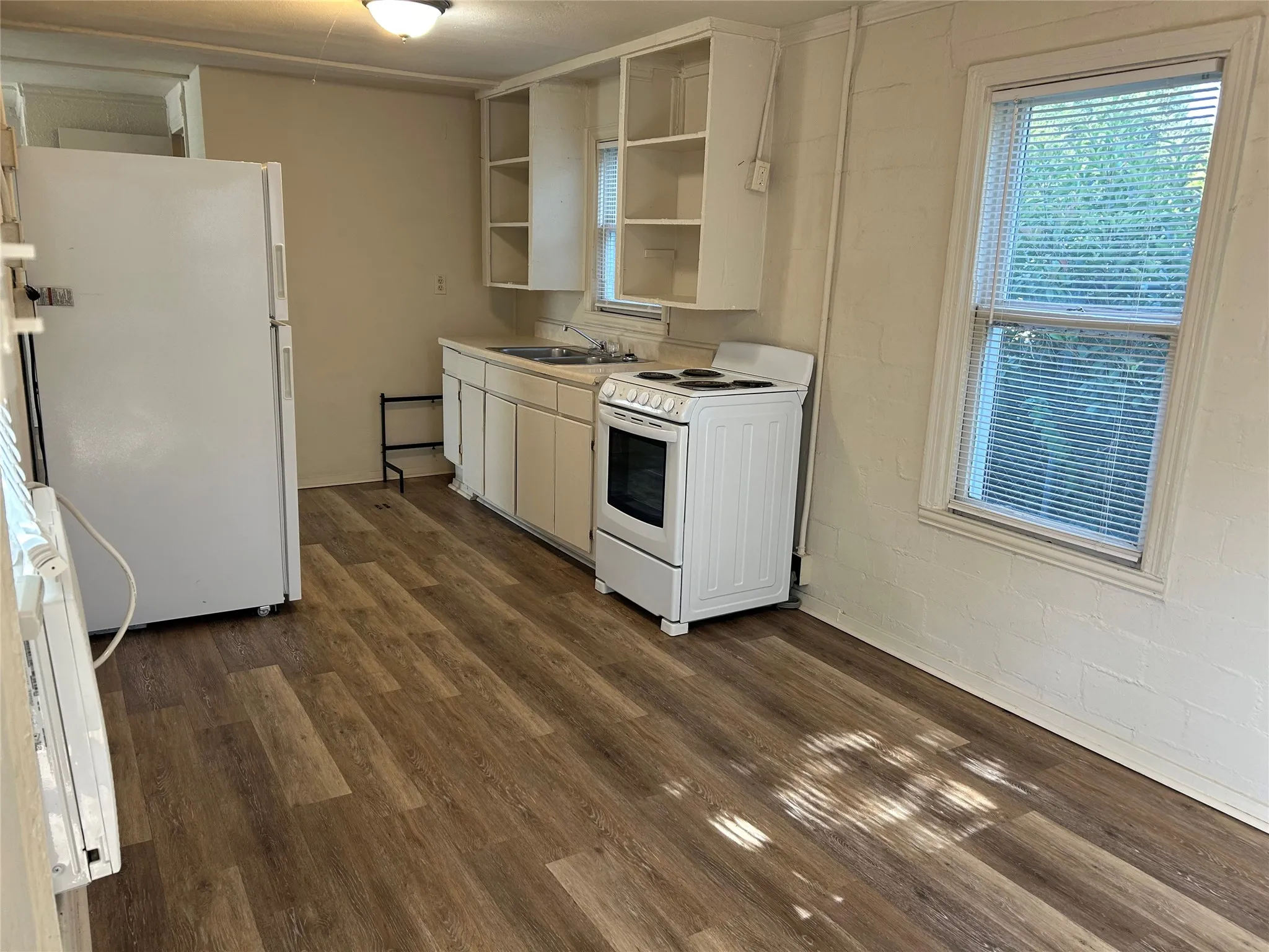 Living Room to Kitchen