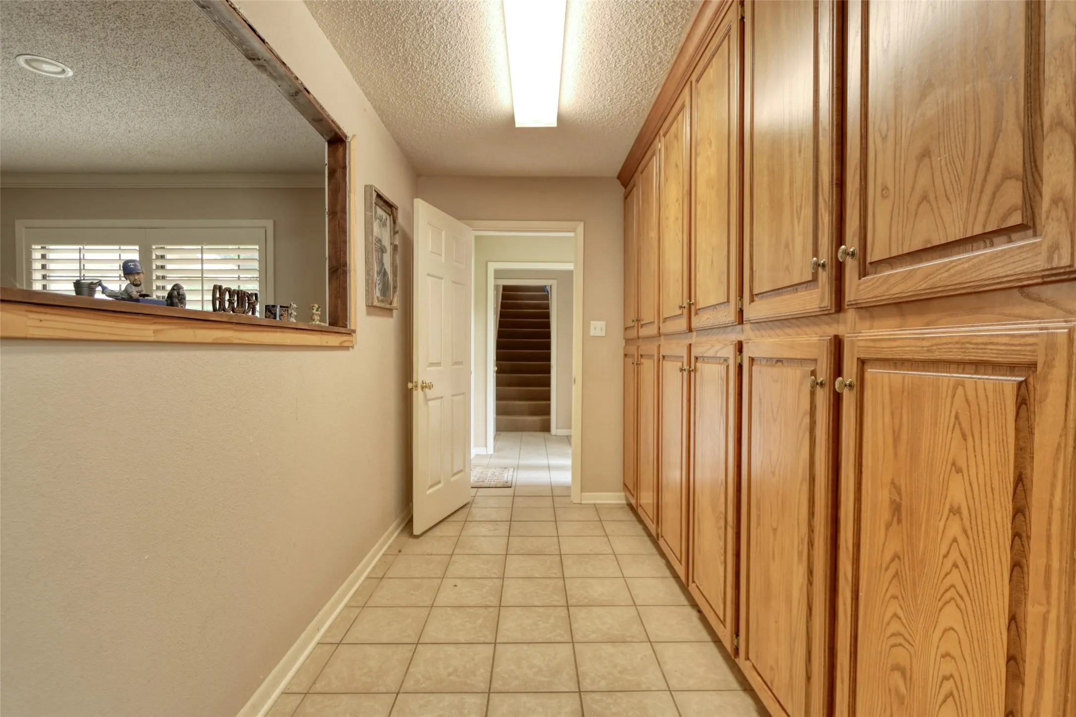 Single Family Residence For Sale in Limestone County , 710 S Main Street, Tehuacana, Texas 76686, 3 Bedrooms, 2 Bathrooms, 2 Garage spaces, 3,182 Sqft, built in 1982, Price $355,000, mls#21303552, Real Estate Agent in Tehuacana, Homes For Sale in Limestone county, Homes For Sale in Tehuacana, Realtor in Tehuacana Texas, Real Estate Brokerage Independent Realty Texas, Luminita Cordes Realtor