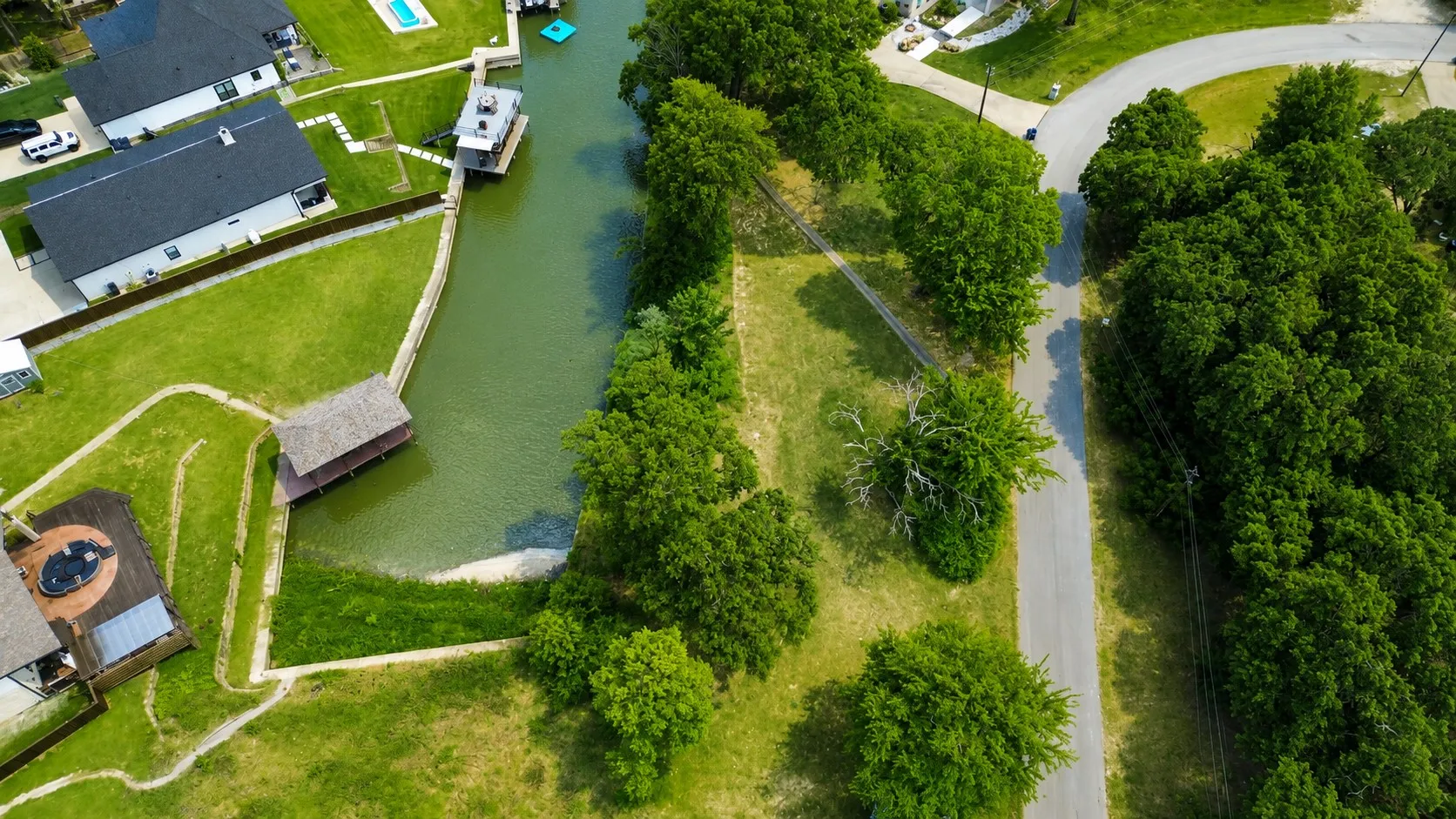 Unimproved Land For Sale in Henderson County , LOT 202 Seaside Drive, Gun Barrel City, Texas 75156, 0, 0, Garage spaces, 0 Sqft, built in 0, Price $250,000, mls#21303558, Real Estate Agent in Gun Barrel City, Homes For Sale in Henderson county, Homes For Sale in Gun Barrel City, Realtor in Gun Barrel City Texas, Real Estate Brokerage Independent Realty Texas, Luminita Cordes Realtor
