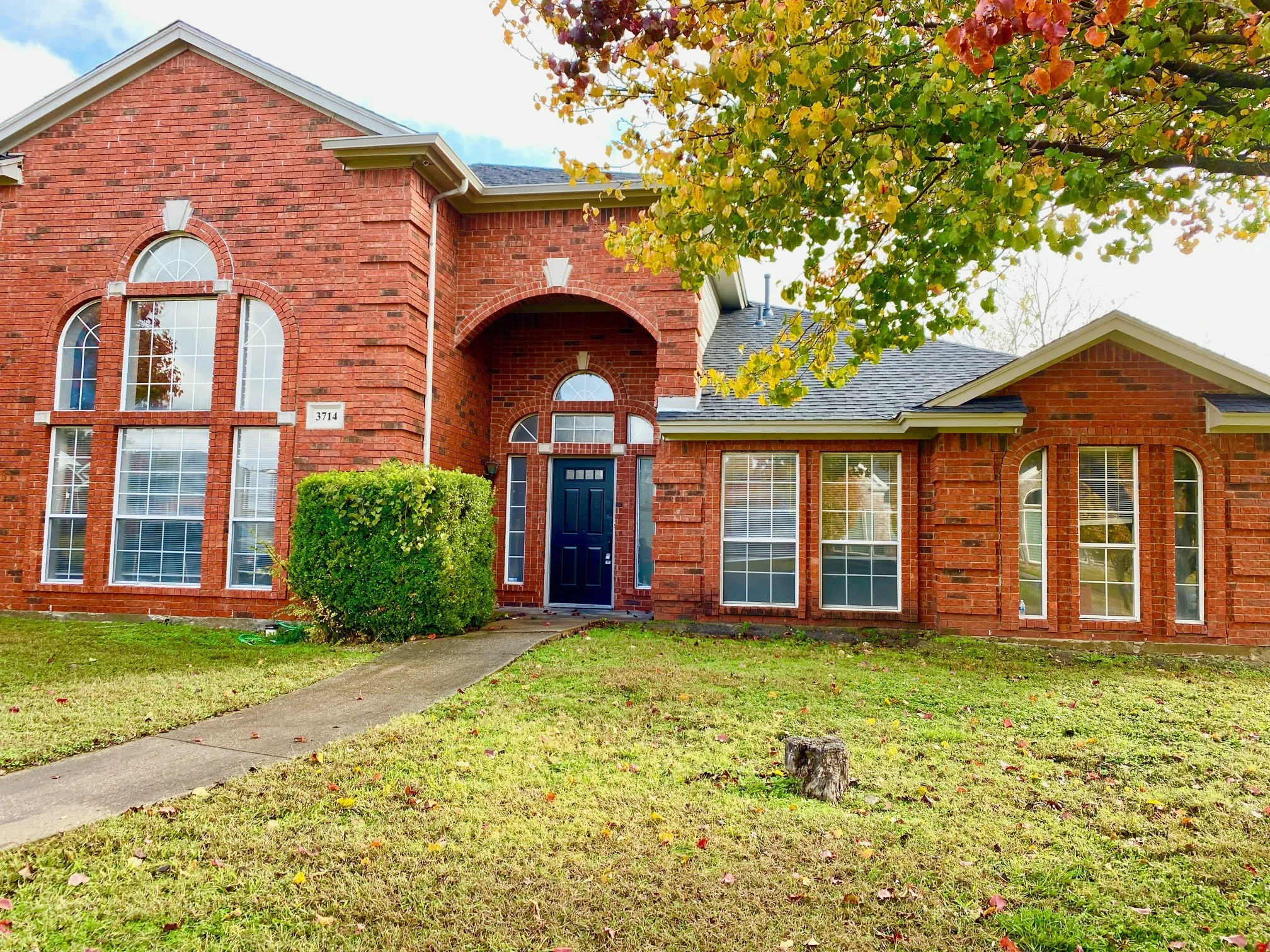 Single Family Residence For Rent in Dallas County , 3714 Catalina Street, Rowlett, Texas 75088, 4 Bedroom, 3 Bathroom, 2 Garage spaces, 2,677 Sqft, built in 1989, mls#21303568, Real Estate Agent in Rowlett, Homes For Rent in Dallas county, Homes For Rent in Rowlett, Realtor in Rowlett Texas, Real Estate Brokerage Independent Realty Texas, Luminita Cordes Realtor