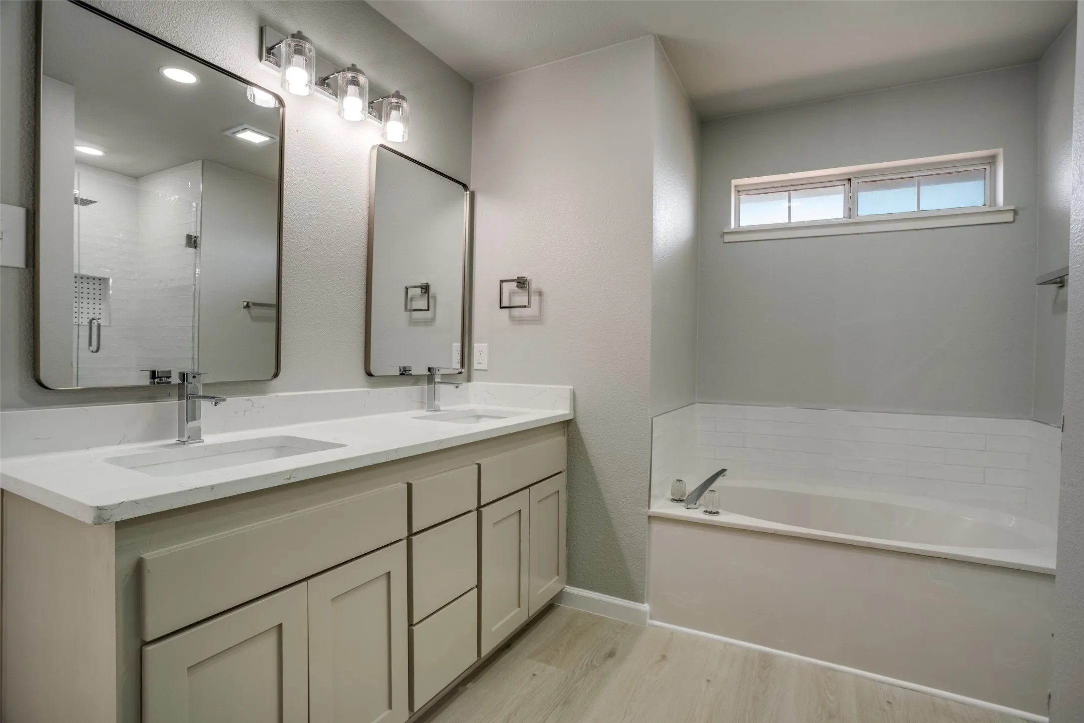 Single Family Residence For Sale in Collin County , 3722 Carrie Lane, St Paul, Texas 75098, 3 Bedroom, 2 Bathroom, 2 Garage spaces, 1,755 Sqft, built in 1993, mls#21303579, Real Estate Agent in St Paul, Homes For Sale in Collin county, Homes For Sale in St Paul, Realtor in St Paul Texas, Real Estate Brokerage Independent Realty Texas, Luminita Cordes Realtor
