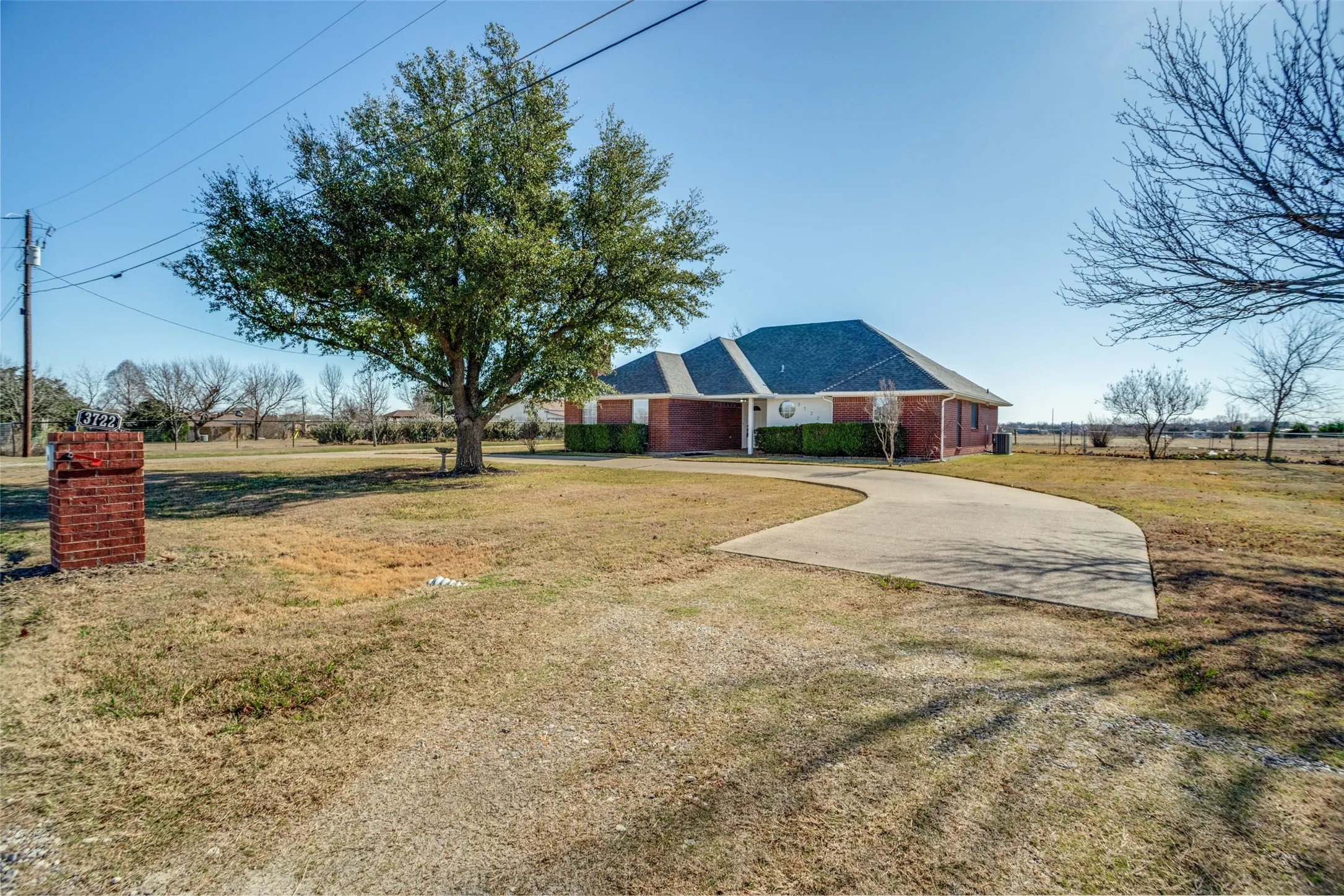 Single Family Residence For Sale in Collin County , 3722 Carrie Lane, St Paul, Texas 75098, 3 Bedroom, 2 Bathroom, 2 Garage spaces, 1,755 Sqft, built in 1993, mls#21303579, Real Estate Agent in St Paul, Homes For Sale in Collin county, Homes For Sale in St Paul, Realtor in St Paul Texas, Real Estate Brokerage Independent Realty Texas, Luminita Cordes Realtor