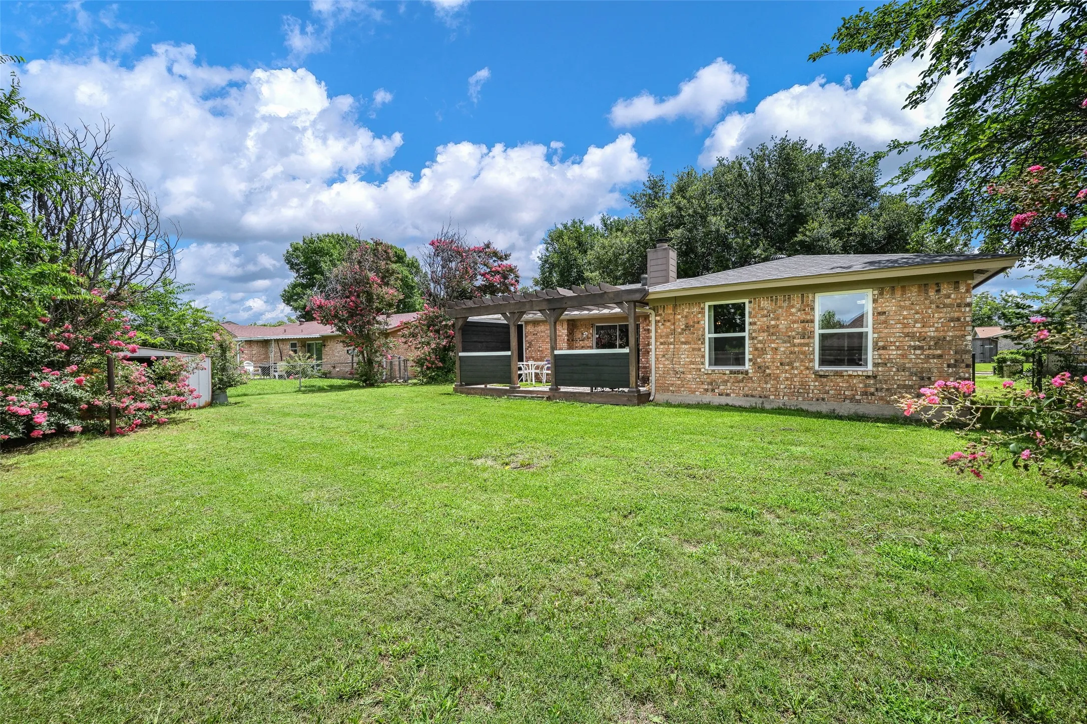 Single Family Residence For Sale in Tarrant County , 4421 Tiptop Street, Haltom City, Texas 76117, 3 Bedroom, 2 Bathroom, 2 Garage spaces, 1,535 Sqft, built in 1974, mls#21302444, Real Estate Agent in Haltom City, Homes For Sale in Tarrant county, Homes For Sale in Haltom City, Realtor in Haltom City Texas, Real Estate Brokerage Independent Realty Texas, Luminita Cordes Realtor