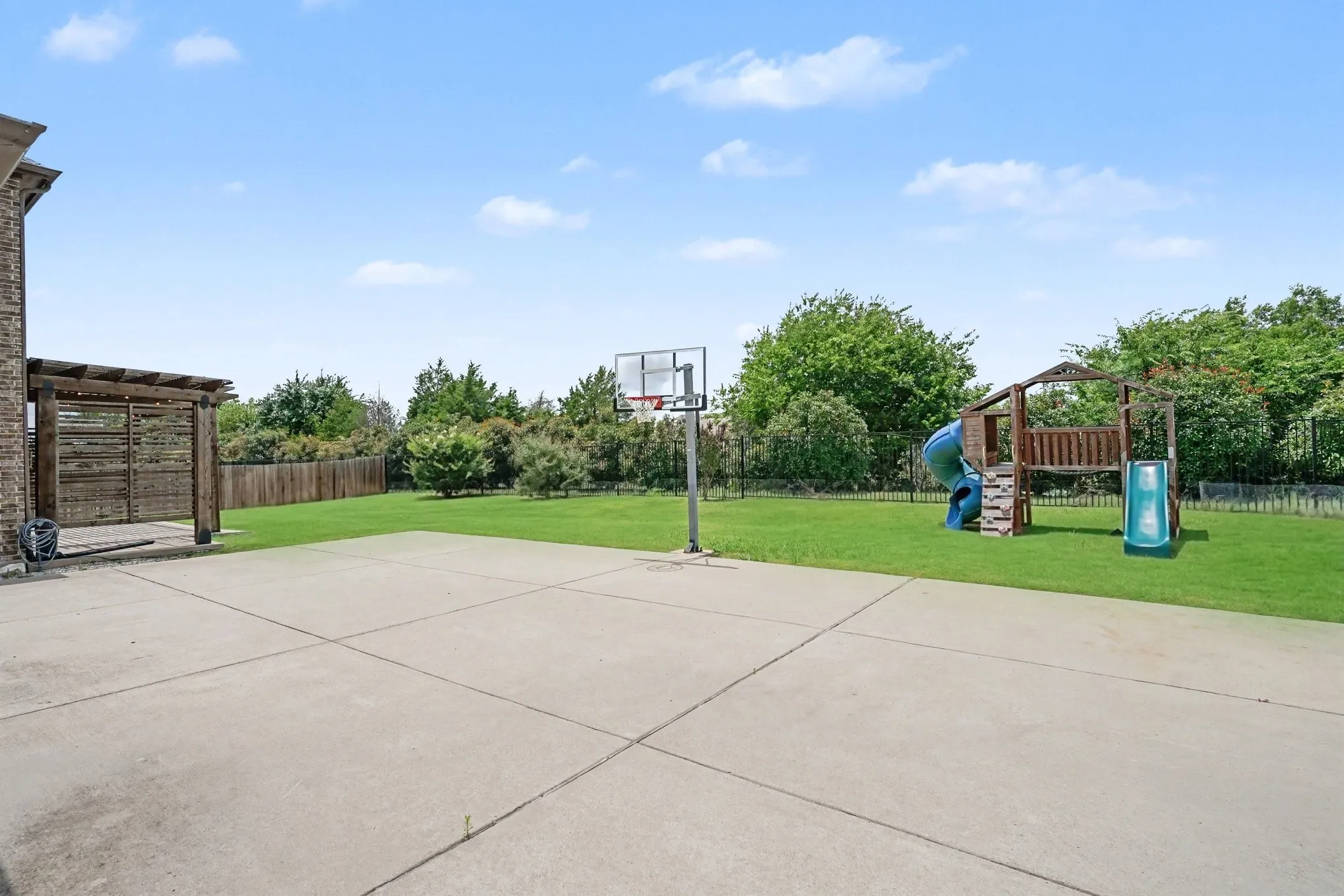 Oversized Drive Way with Basketball Court, Adjustable Goal and Playset