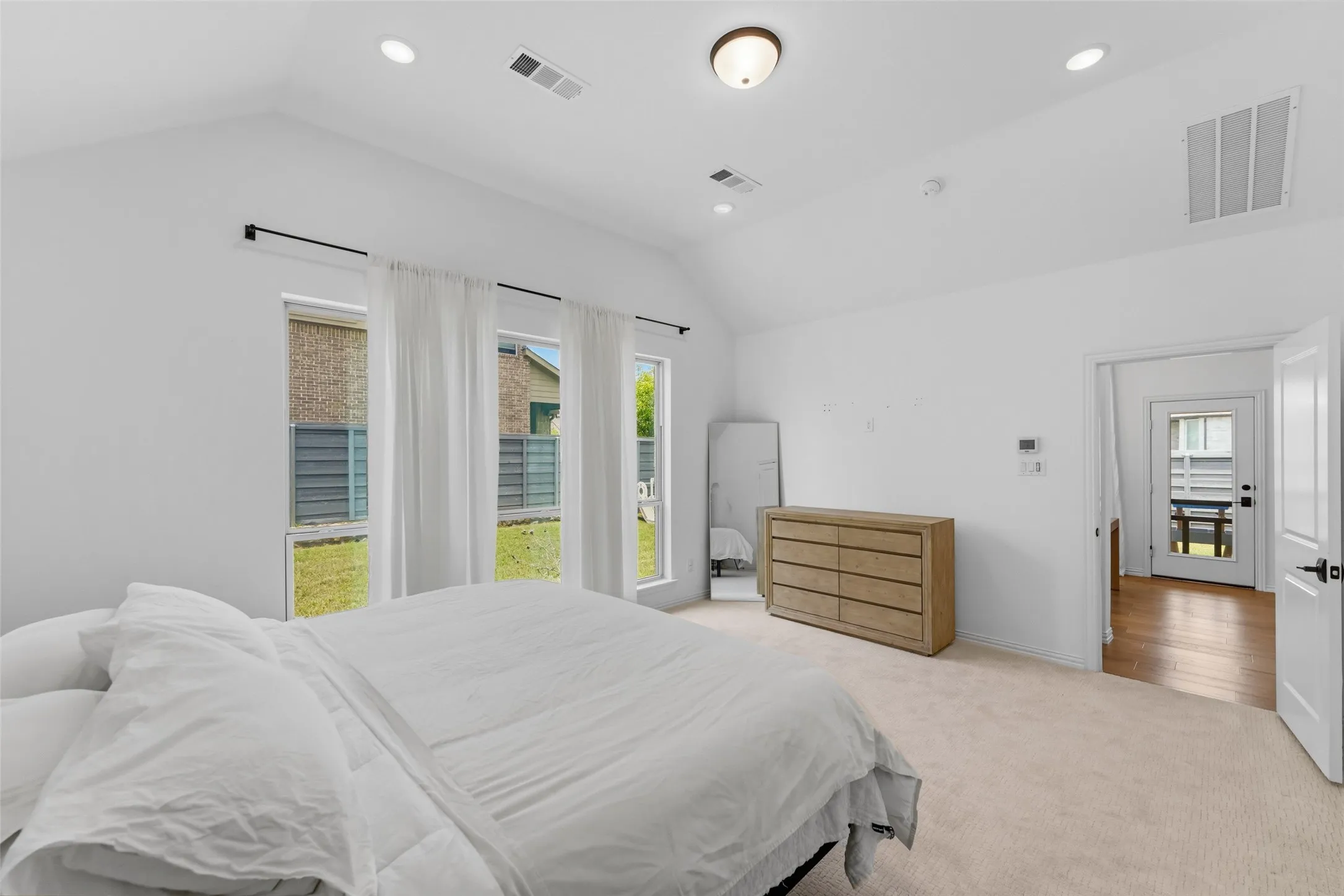 Single Family Residence For Sale in Denton County , 6012 Mapleshade Way, Little Elm, Texas 76227, 4 Bedroom, 3 Bathroom, 2 Garage spaces, 2,401 Sqft, built in 2021, mls#21303617, Real Estate Agent in Little Elm, Homes For Sale in Denton county, Homes For Sale in Little Elm, Realtor in Little Elm Texas, Real Estate Brokerage Independent Realty Texas, Luminita Cordes Realtor