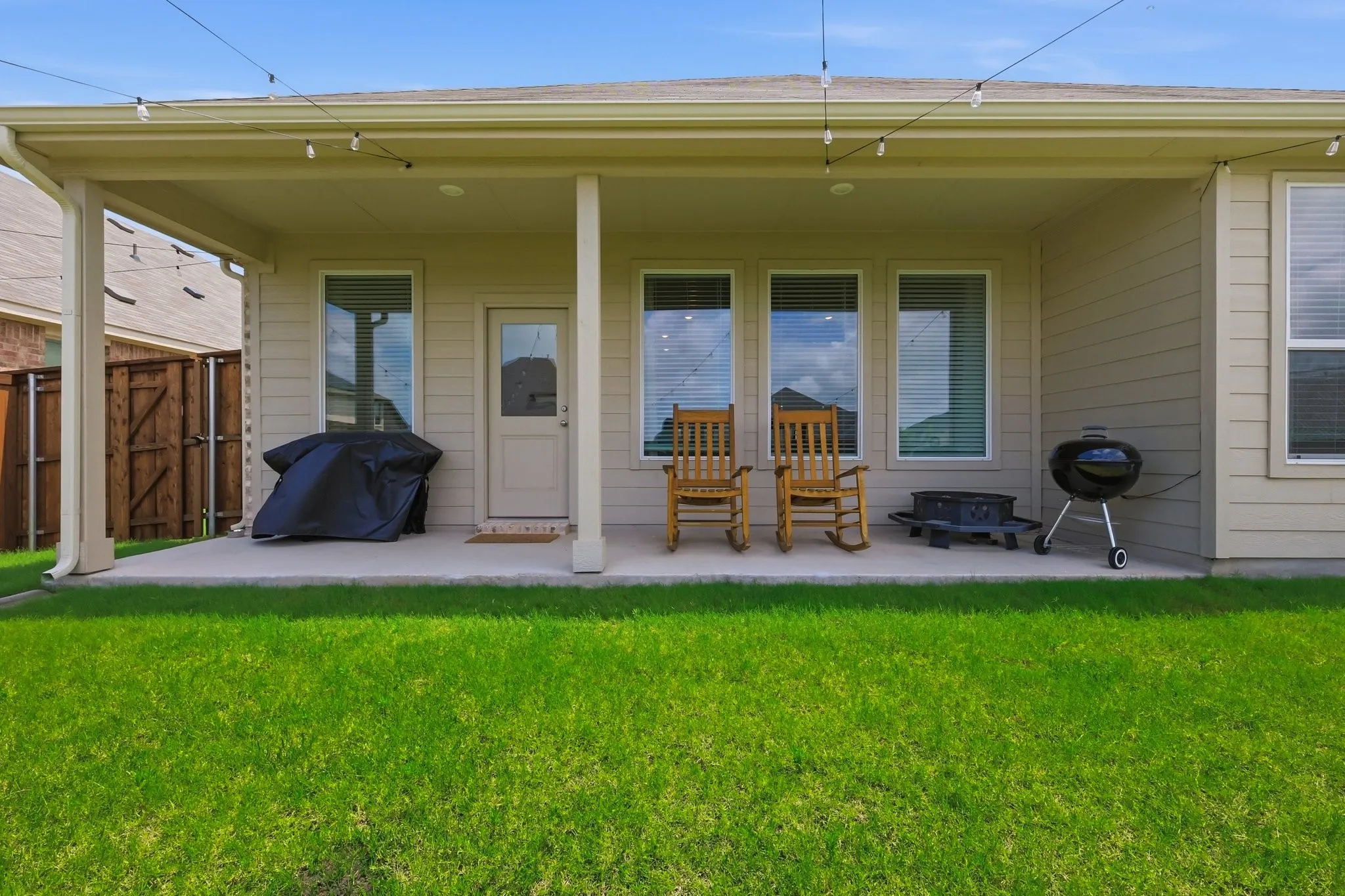 Single Family Residence For Sale in Kaufman County , 1236 Haggetts Pond Road, Forney, Texas 75126, 4 Bedroom, 2 Bathroom, 2 Garage spaces, 2,100 Sqft, built in 2024, mls#21303244, Real Estate Agent in Forney, Homes For Sale in Kaufman county, Homes For Sale in Forney, Realtor in Forney Texas, Real Estate Brokerage Independent Realty Texas, Luminita Cordes Realtor